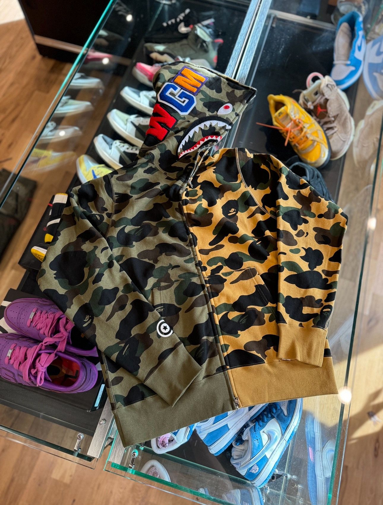 Bape Bape Full Zip Shark Hoodie Split Green/Tan Size US XXL / EU 58 / 5 - 1 Thumbnail