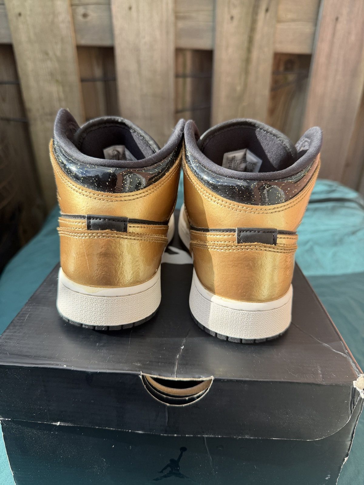 Jordan Brand Jordan 1 Mid Black Gold Size US 6.5 / IT 36.5 - 3 Thumbnail