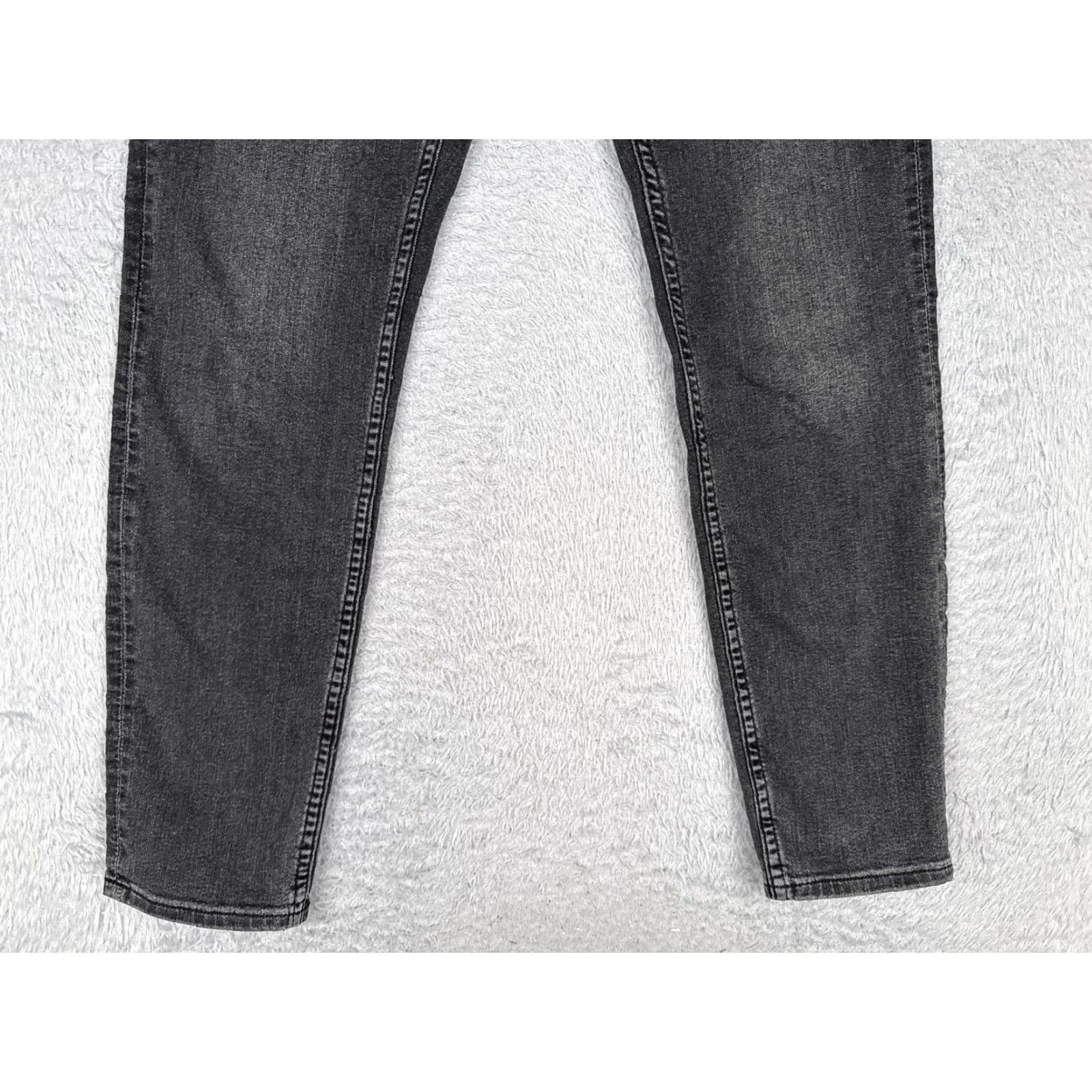 H&M H&M Jeans Women 10 Gray Skinny Slim Fit Mid Rise Charcoal Wash Denim 28x28 Jeans Womens Slim 90s City Pant Size 32" / US 10 / IT 46 - 2 Thumbnail