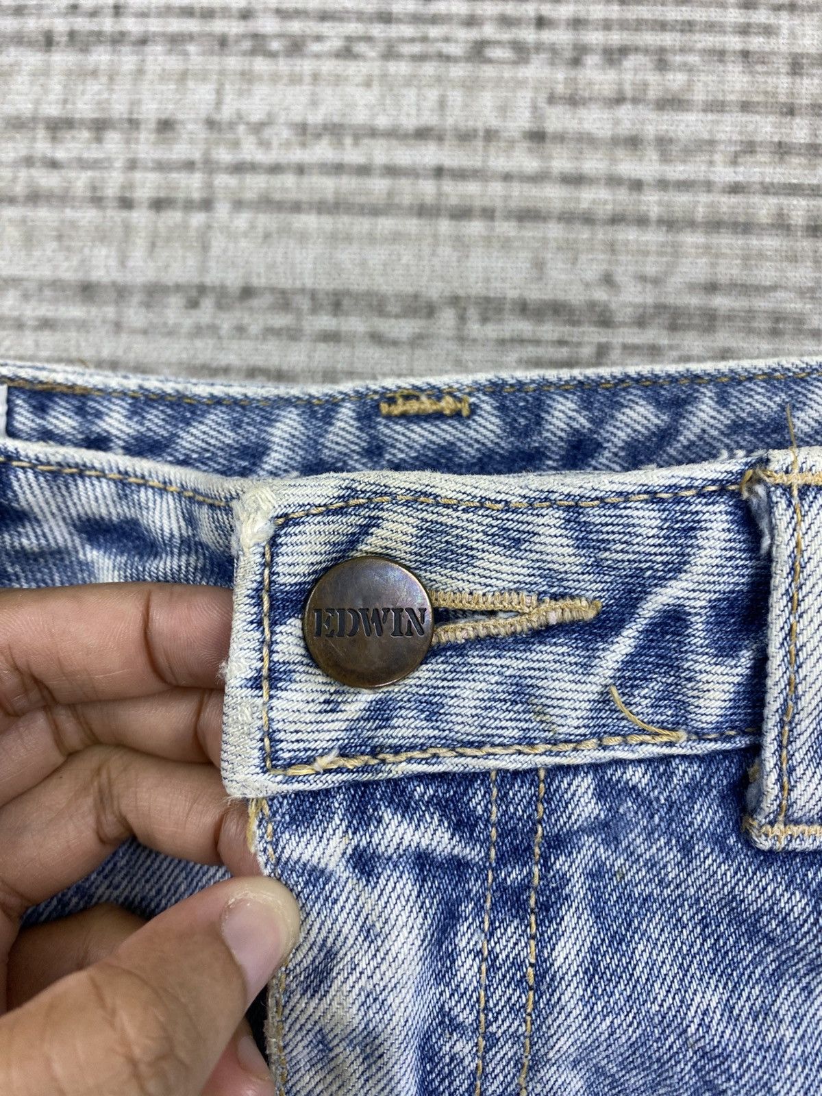 Edwin × Japanese Brand × Vintage Vintage 90s Edwin Japan Wash Blue Denim Jeans Size US 27 - 12 Thumbnail