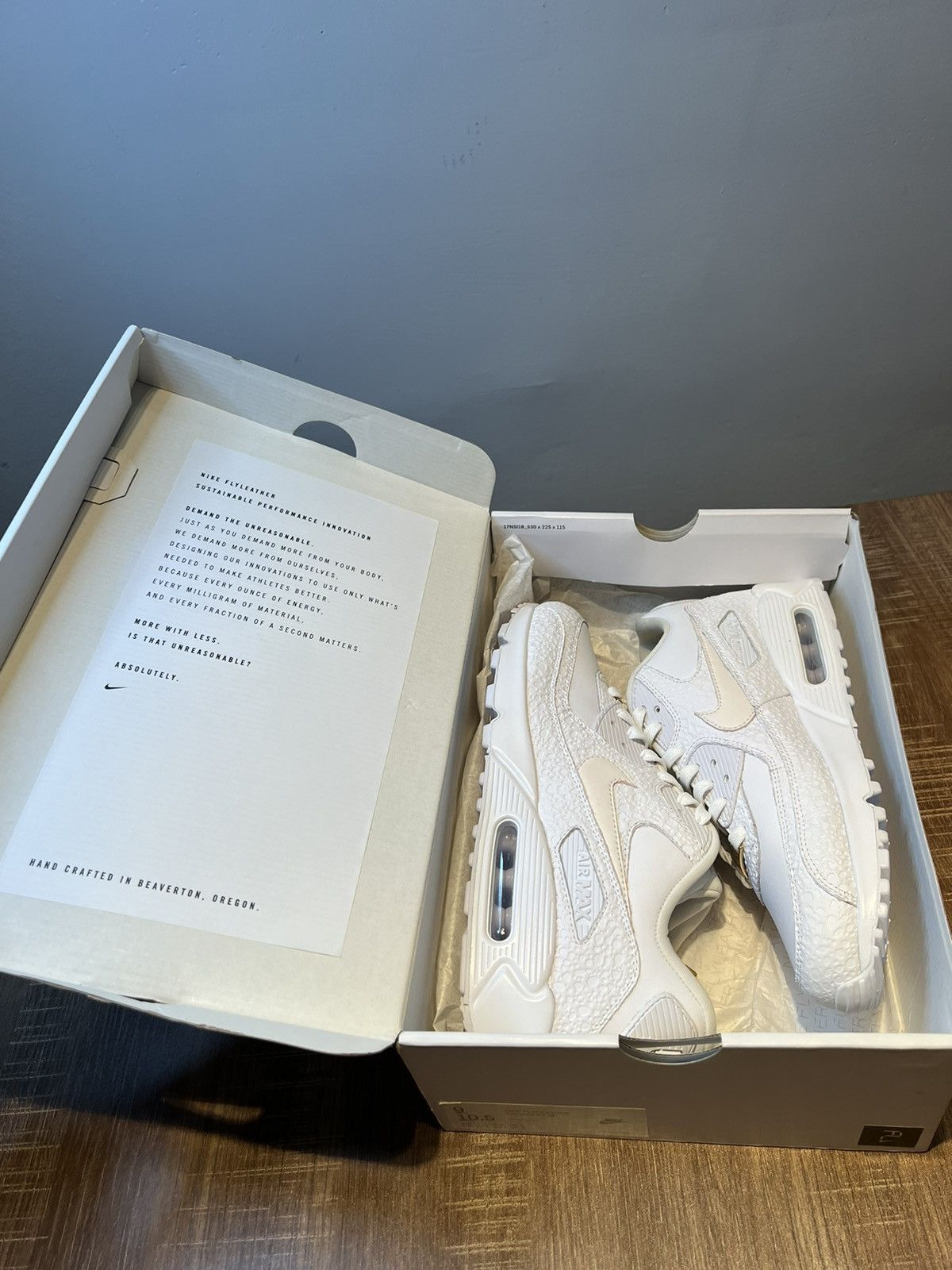 Nike Nike Air Max 90 Flyleather Collection 29/50 Oregon Size 9/10 Size US 10 / EU 43 - 11 Thumbnail