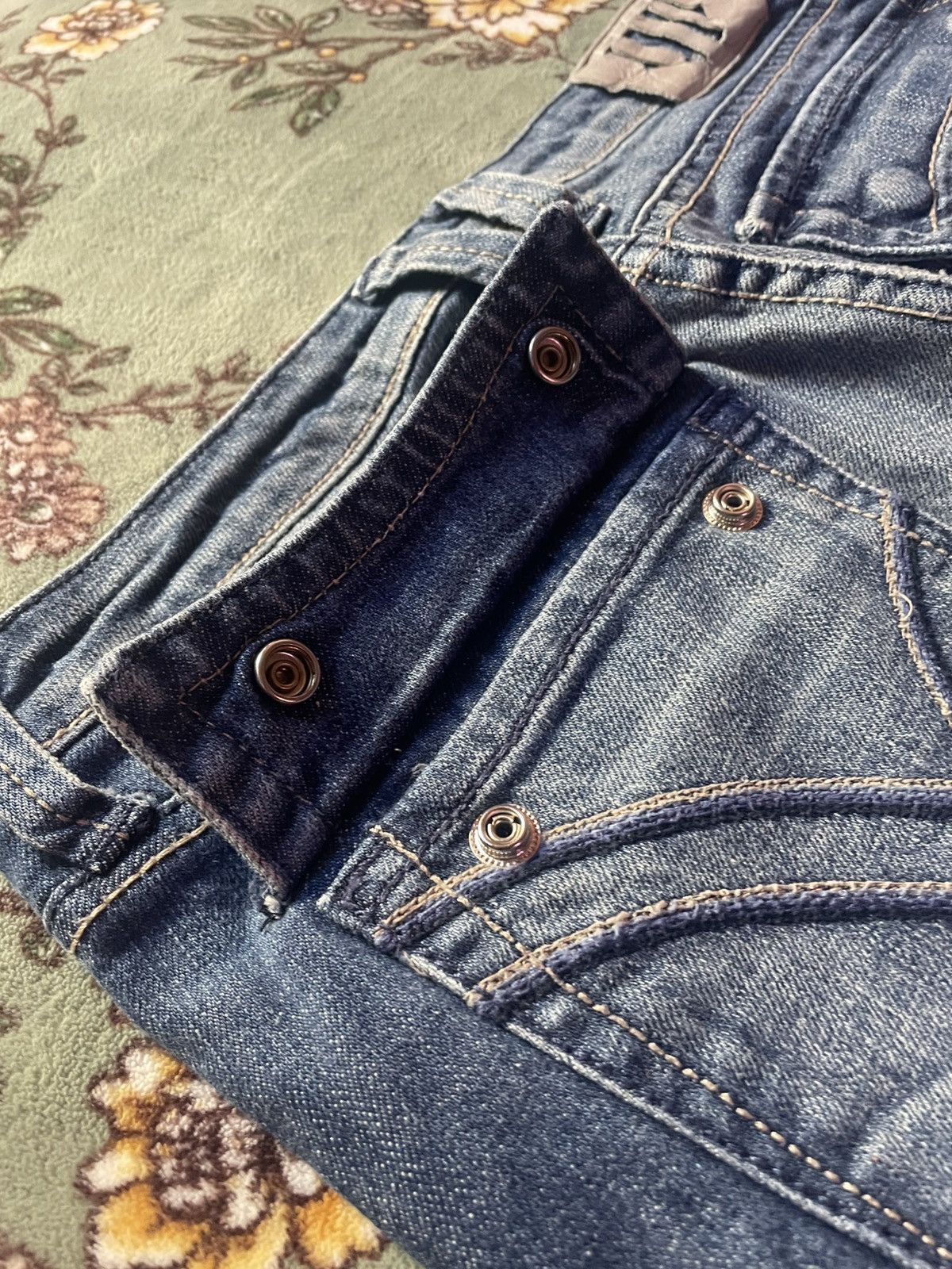 William Rast William Rast Belle Flare Jeans – Light Wash Distressed Denim Size US 33 - 4 Thumbnail