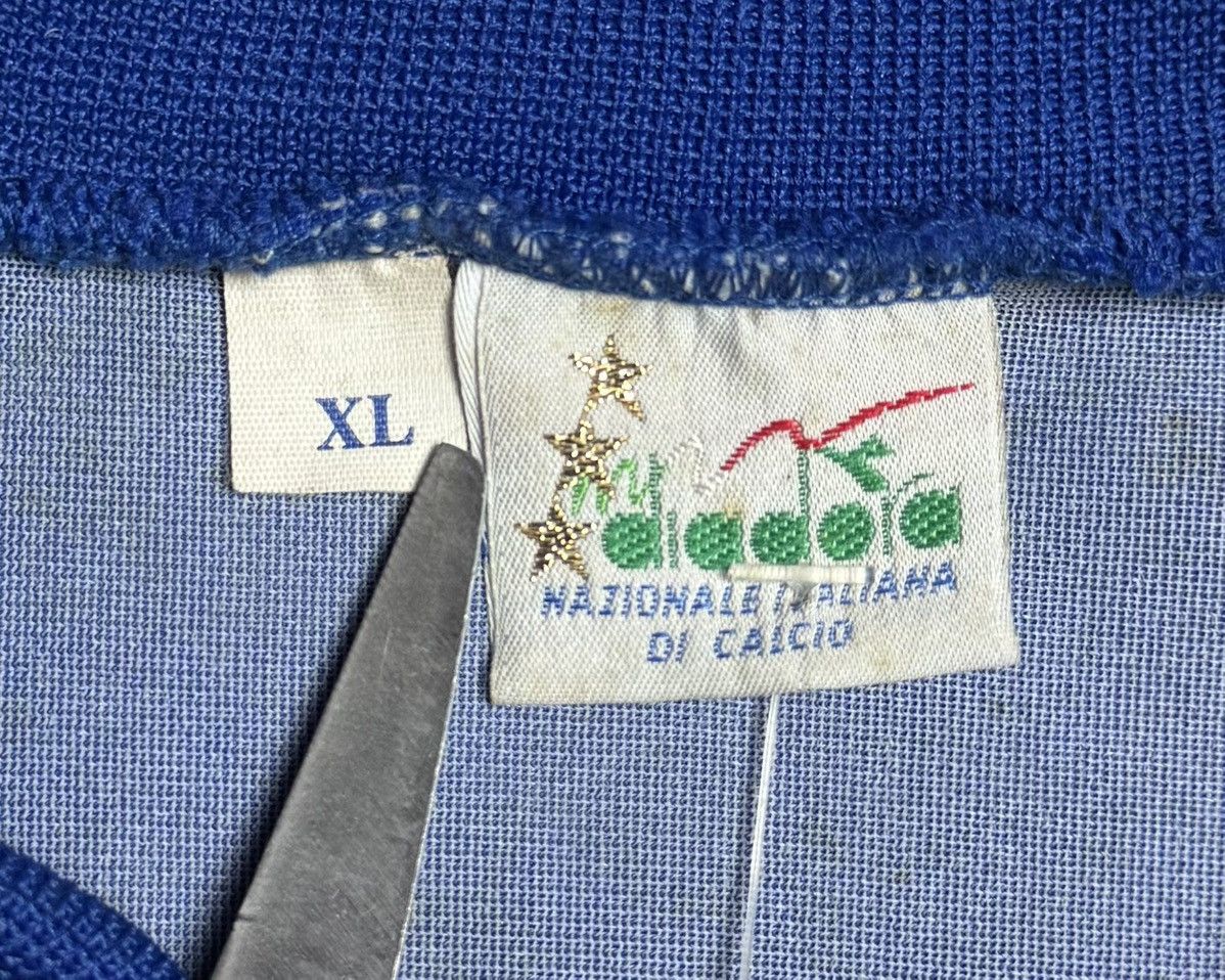 Diadora Italy 1990 1991 Home Football Shirt Soccer Jersey Diadora Size US S / EU 44-46 / 1 - 15 Thumbnail
