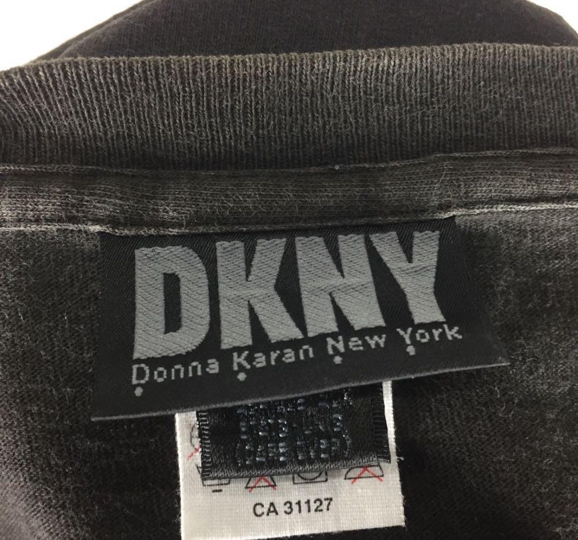 DKNY × Vintage Vintage dkny tees Size US L / EU 52-54 / 3 - 9 Thumbnail