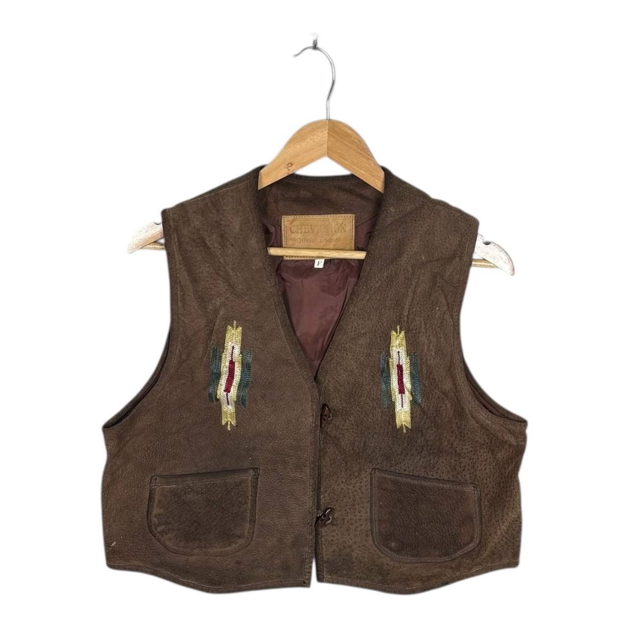 Chevignon Vintage Chevignon Leather Vest Southwestern Embroidered F Size US M / EU 48-50 / 2 - 1 Thumbnail