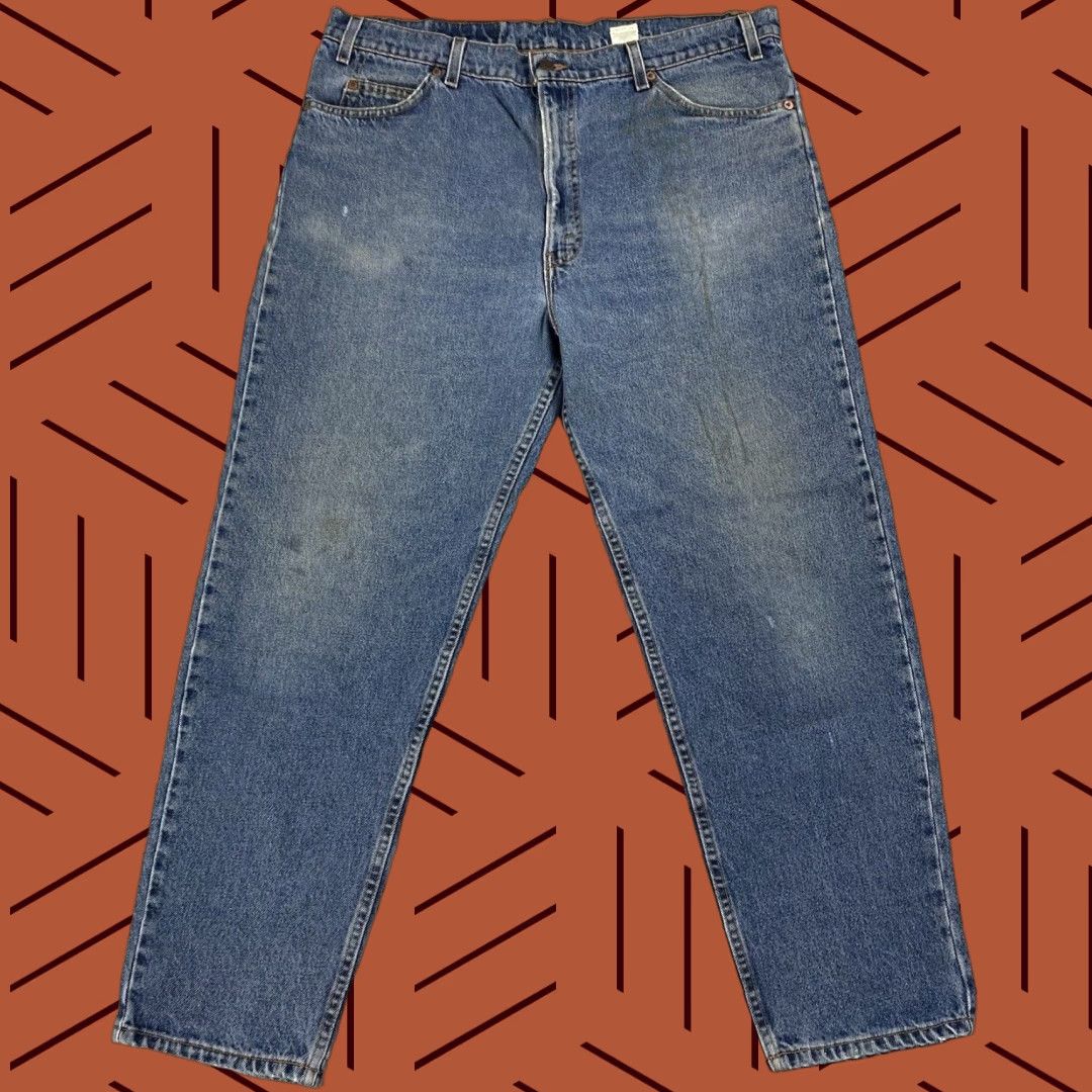 Levi's VINTAGE Levi's 550 Jeans Men 40x30 Relaxed Fit Tapered Leg Blue 90s Denim Distressed Size US 40 / EU 56 - 1 Thumbnail