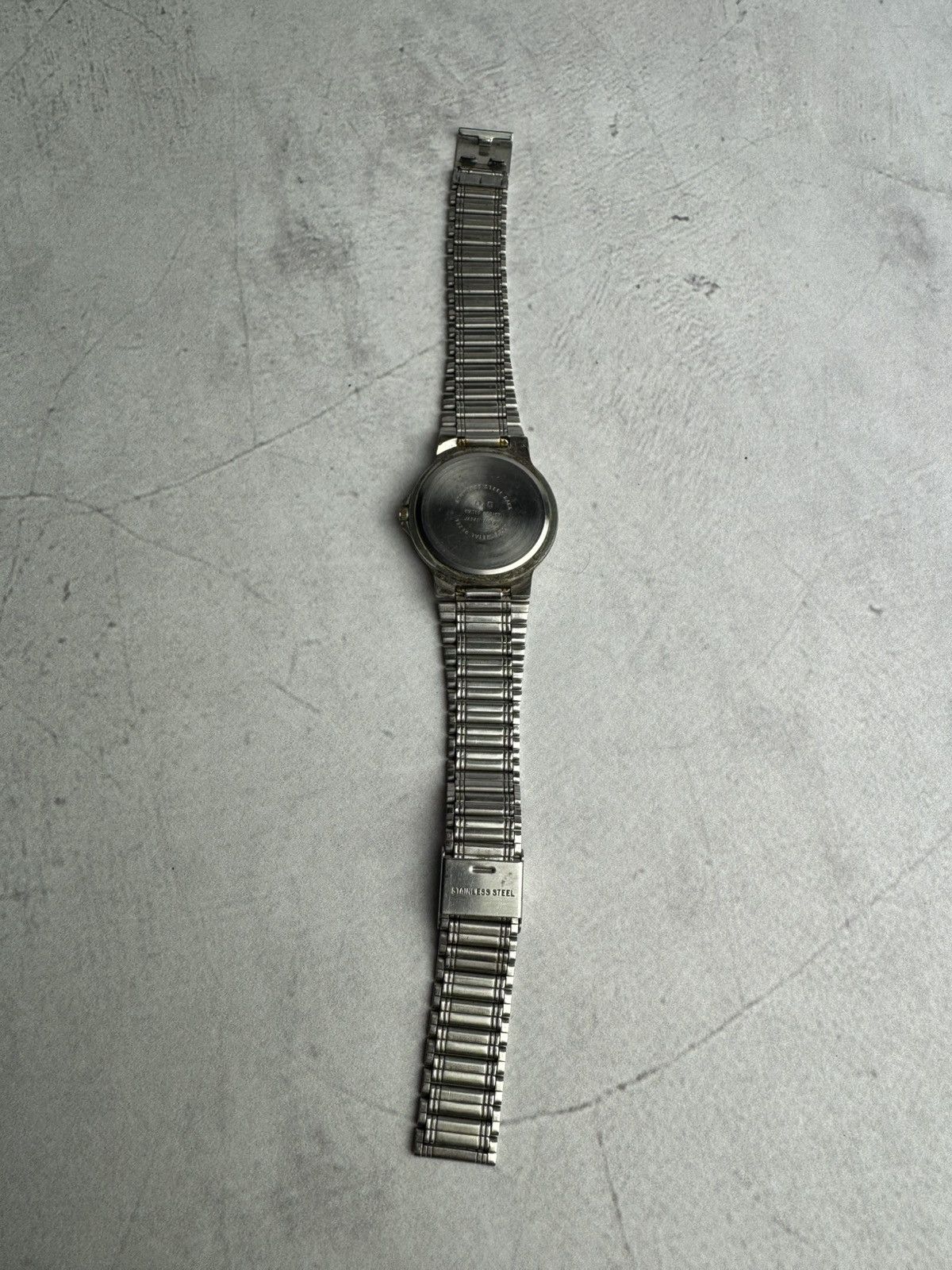 Japanese Brand × Vintage Q&Q Silver Watch Vintage Size ONE SIZE - 5 Thumbnail
