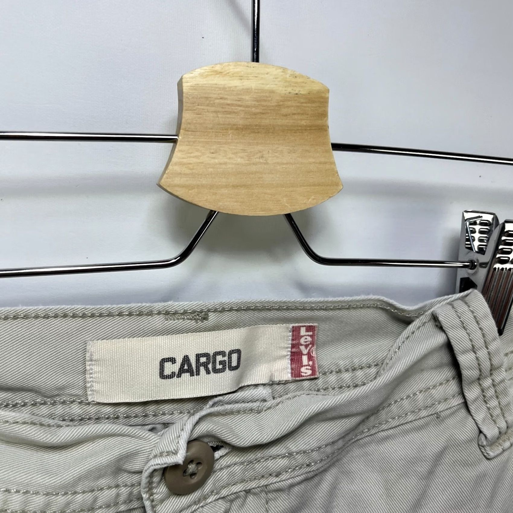 Levi's Item Specifications: Closure: Elastic Waist Size US 34 / EU 50 - 6 Thumbnail