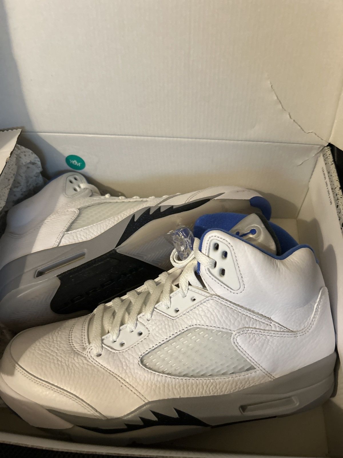Jordan Brand Brand New Jordan Retro 5s White Stealth (2021) Size 10.5 M Size US 10.5 / EU 43-44 - 1 Thumbnail