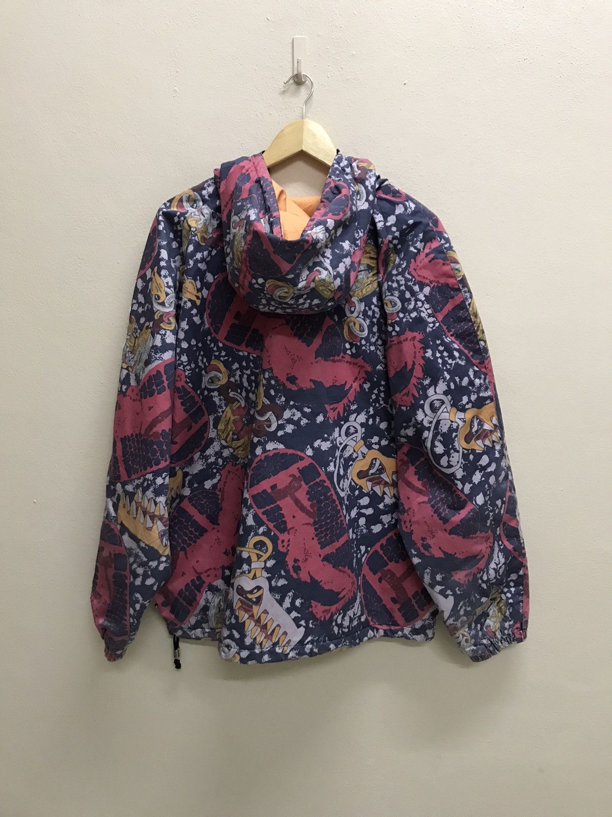 Vintage Vintage Chiemsee Windsurfing Native Pullover Jacket Hoodie Size US XL / EU 56 / 4 - 5 Thumbnail