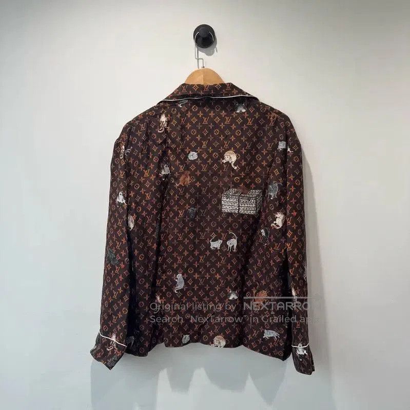 Louis Vuitton Louis Vuitton Silk Long Sleeve Shirt in Red. Size XL / US 12-14 / IT 48-50 - 2 Thumbnail
