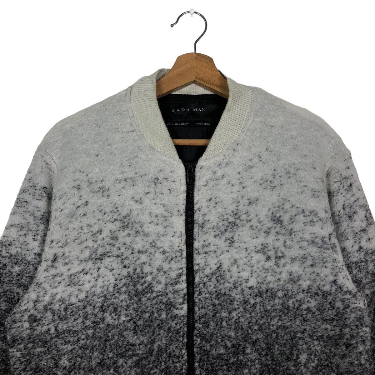 Japanese Brand 🔥2 Tones Color Bomber Jacket Zara Man Designer Size US M / EU 48-50 / 2 - 3 Thumbnail
