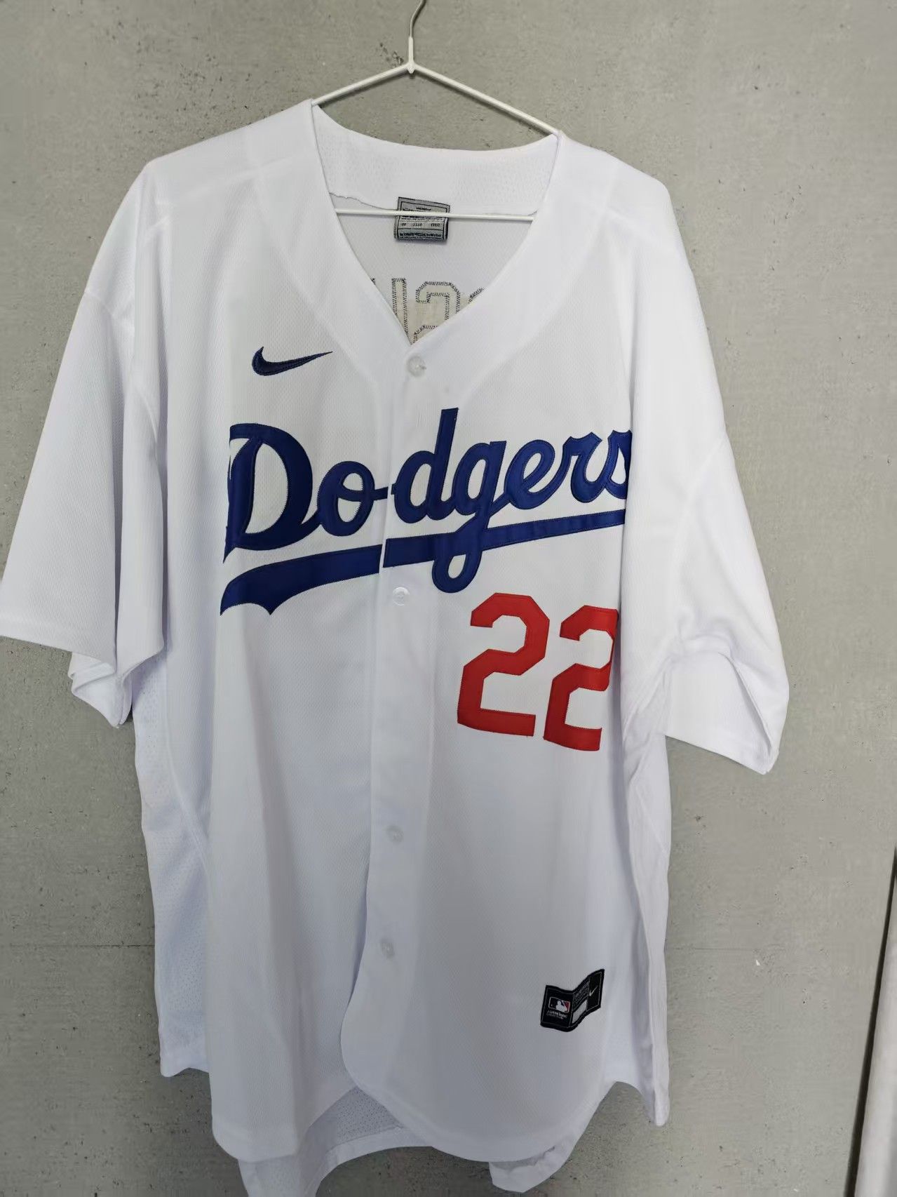 MLB Los Angeles Dodgers 22 Kershaw Jersey White M Size US M / EU 48-50 / 2 - 1 Thumbnail