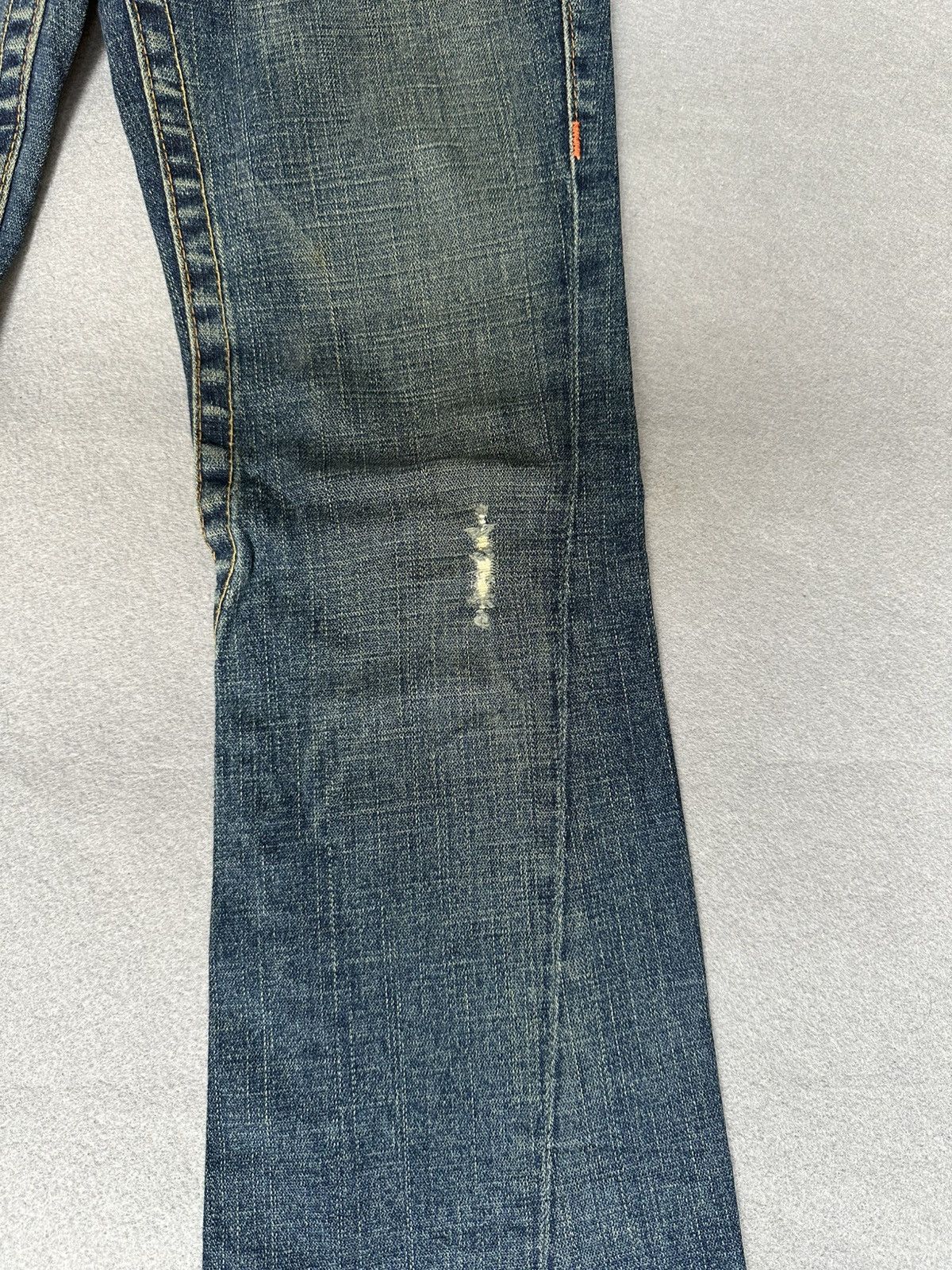 True Religion FLARE True Religion Low Rise Denim Size US 28 / EU 44 - 7 Thumbnail