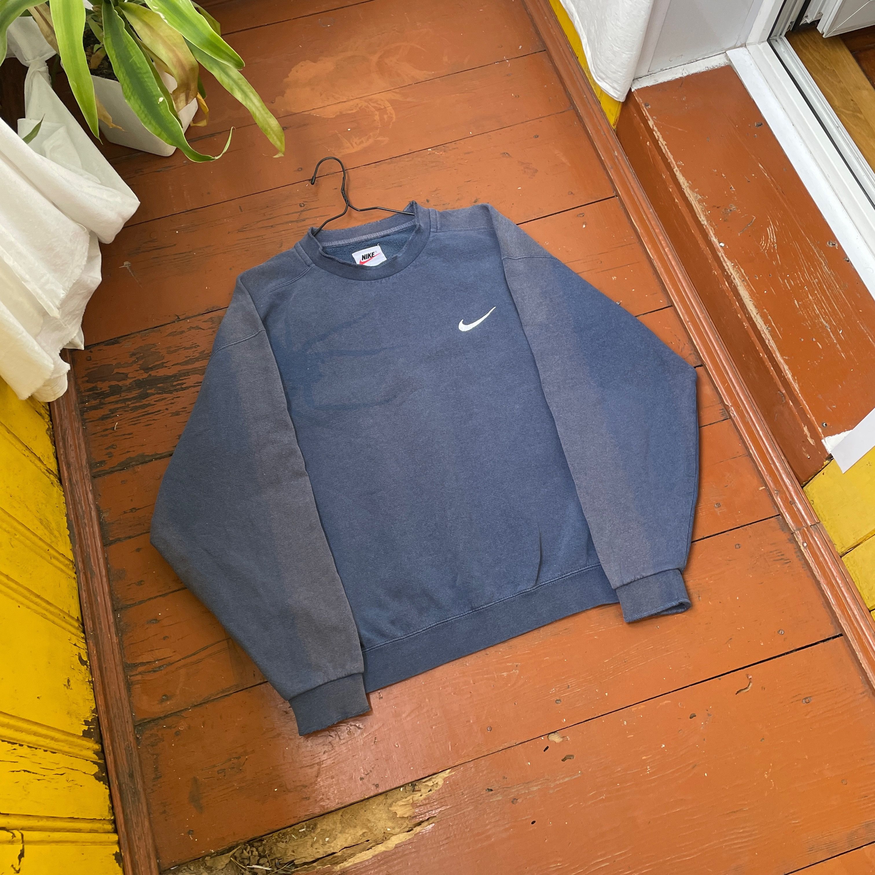 Nike Vintage Nike sweatshirt custom faded spider opium y2k faded Size US M / EU 48-50 / 2 - 3 Thumbnail