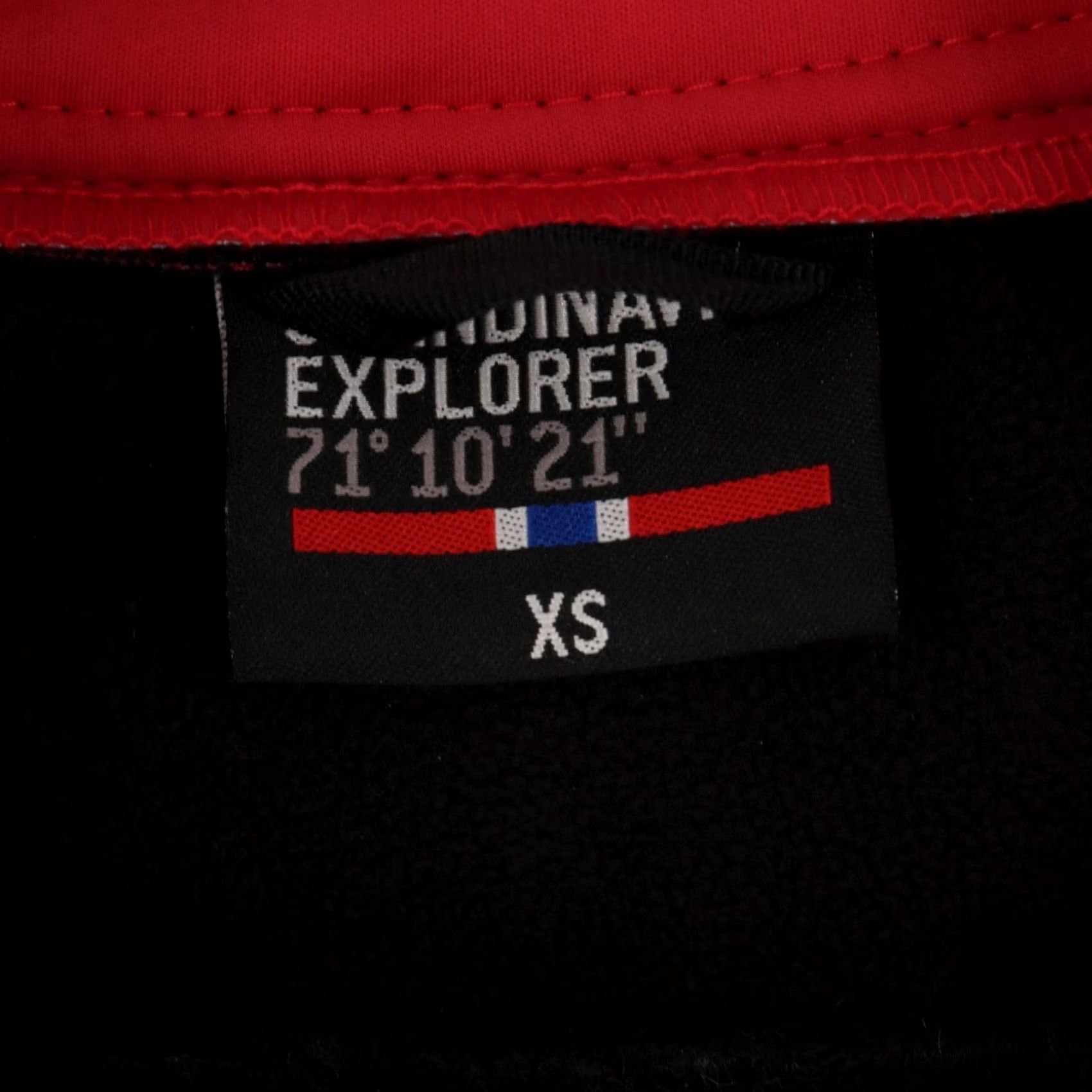 Vintage SCANDINAVIAN EXPLORER Jacket Unisex Adults XS Red Softshell Hooded Windbreaker Coat 2 In 1 Zip Pockets NWT Size XS / US 0-2 / IT 36-38 - 7 Thumbnail