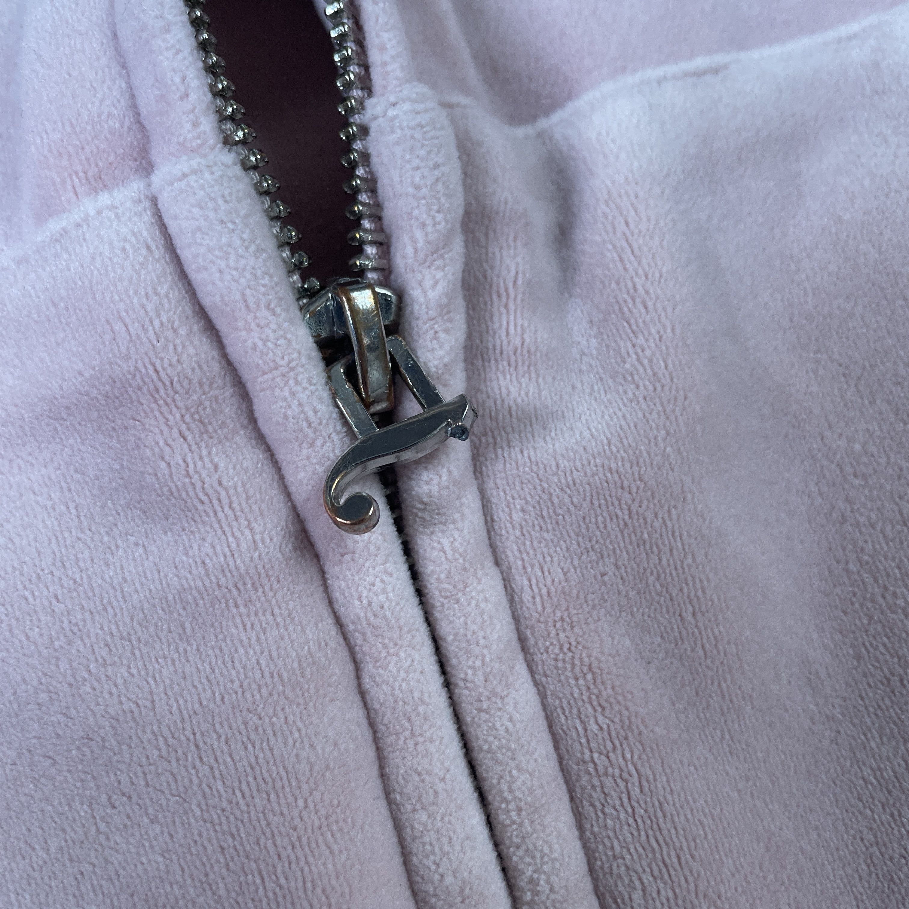 Juicy Couture ⭐ Juicy Couture Pink Velour Cropped Zip Hoodie Size XS / US 0-2 / IT 36-38 - 4 Thumbnail