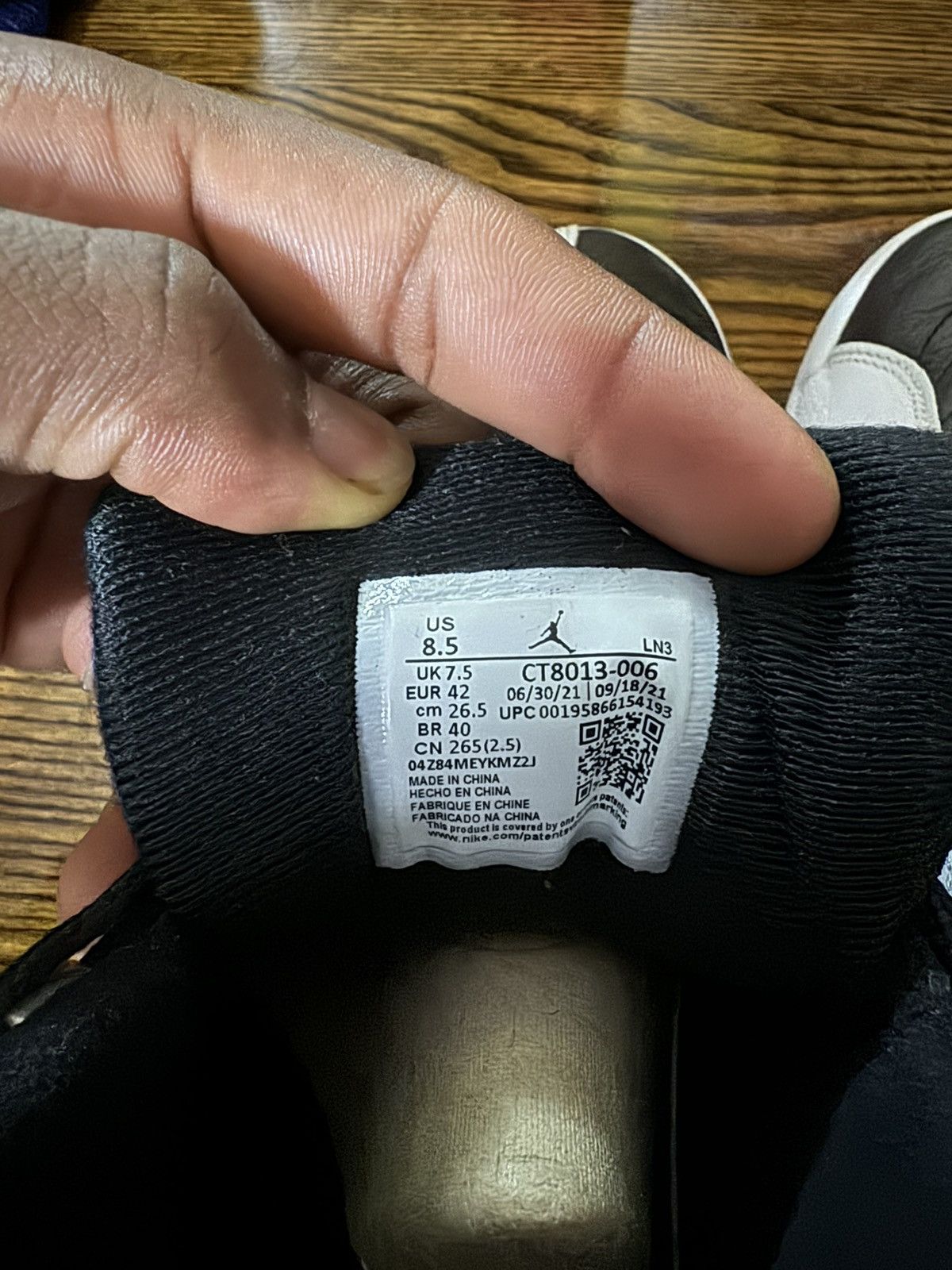Jordan Brand Jordan 12 Playoff Size US 8.5 / EU 41-42 - 7 Thumbnail
