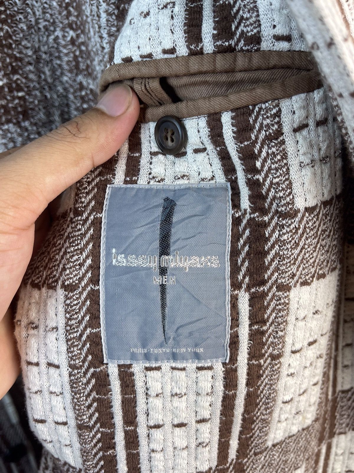 Issey Miyake 80s Issey Miyake Men Plaid Cotton Coat A1 Size US L / EU 52-54 / 3 - 12 Thumbnail