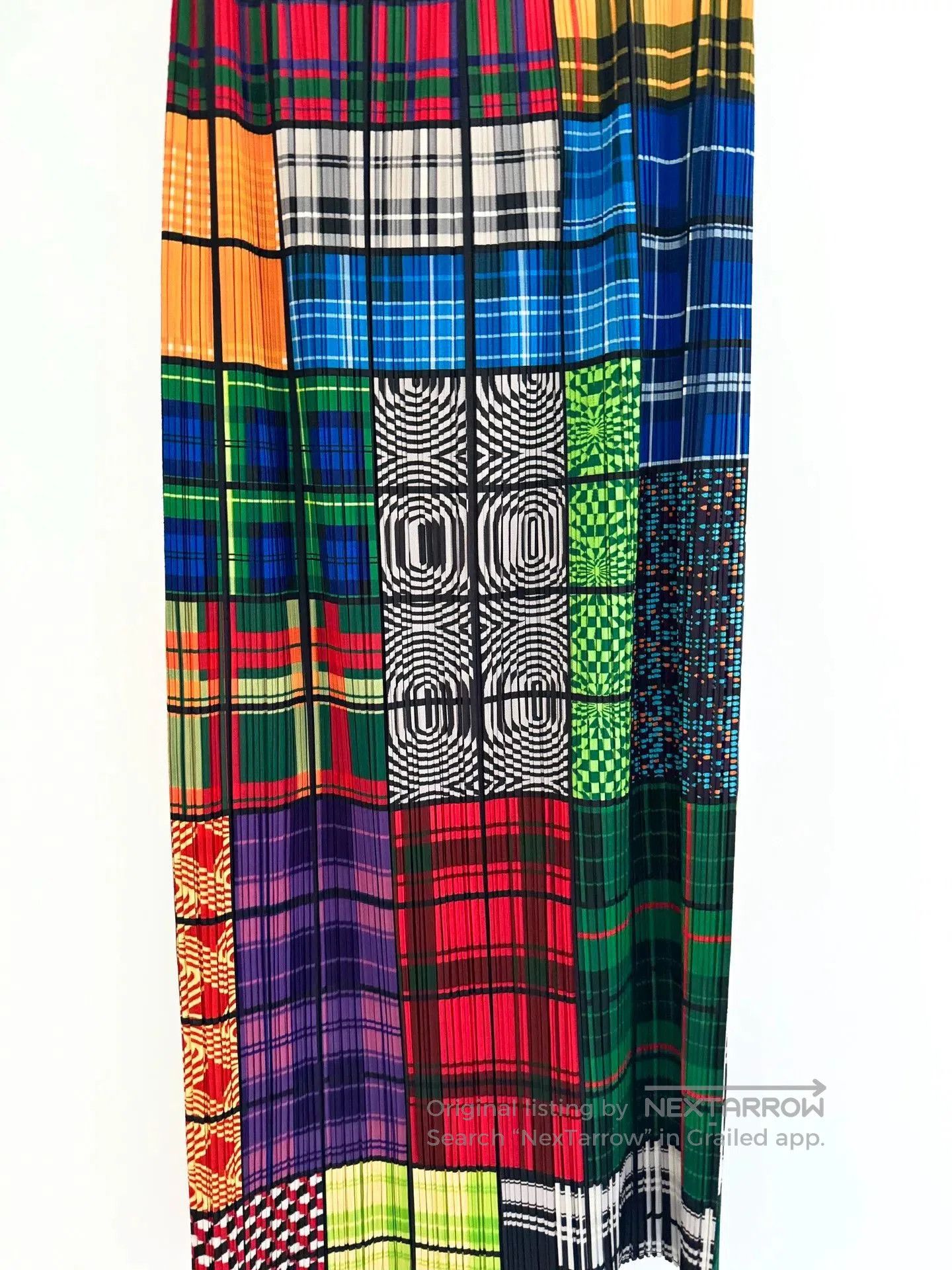 Pleats Please Issey Miyake Issey Miyake Mosaic Pleated Skirt. Size 23" - 3 Thumbnail