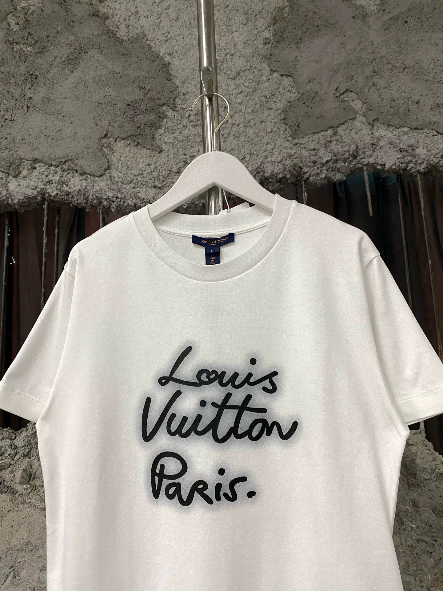 Louis Vuitton LV script logo short-sleeve tee size S Size S / US 4 / IT 40 - 3 Thumbnail
