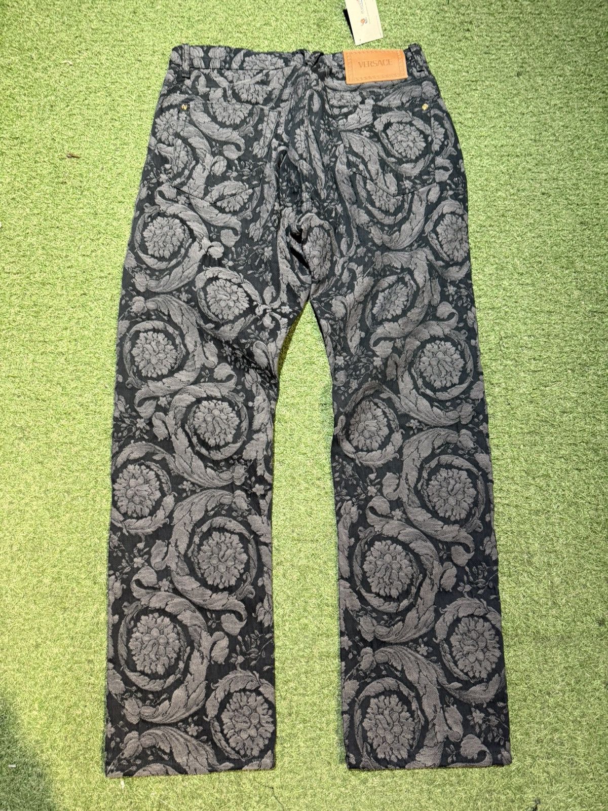 Versace VERSACE Barocco Silhouette Patterned Jeans Size US 32 / EU 48 - 2 Thumbnail