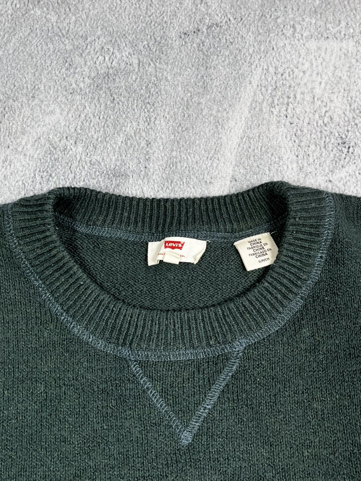 Levi's × Vintage Vintage Y2K Levi’s sweater oldmoney style size S Size US S / EU 44-46 / 1 - 5 Thumbnail