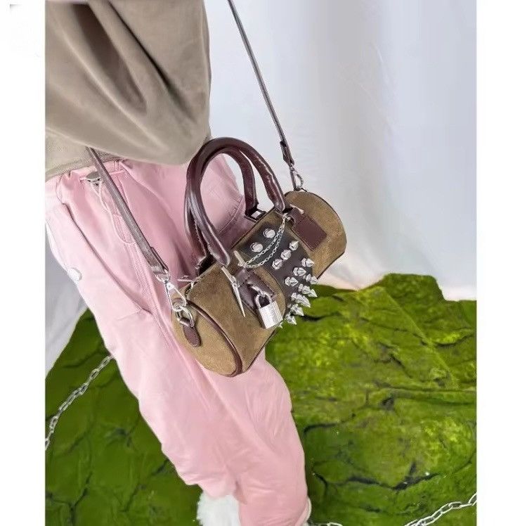 Other Handmade Y2K Vintage Punk Velvet Chain Crossbody Tote Size ONE SIZE - 7 Thumbnail