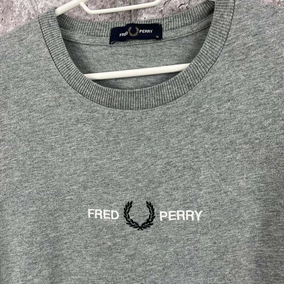 Fred Perry Fred Perry Vintage Tee Centre Logo Embroidery Grey Size M Size US M / EU 48-50 / 2 - 3 Thumbnail