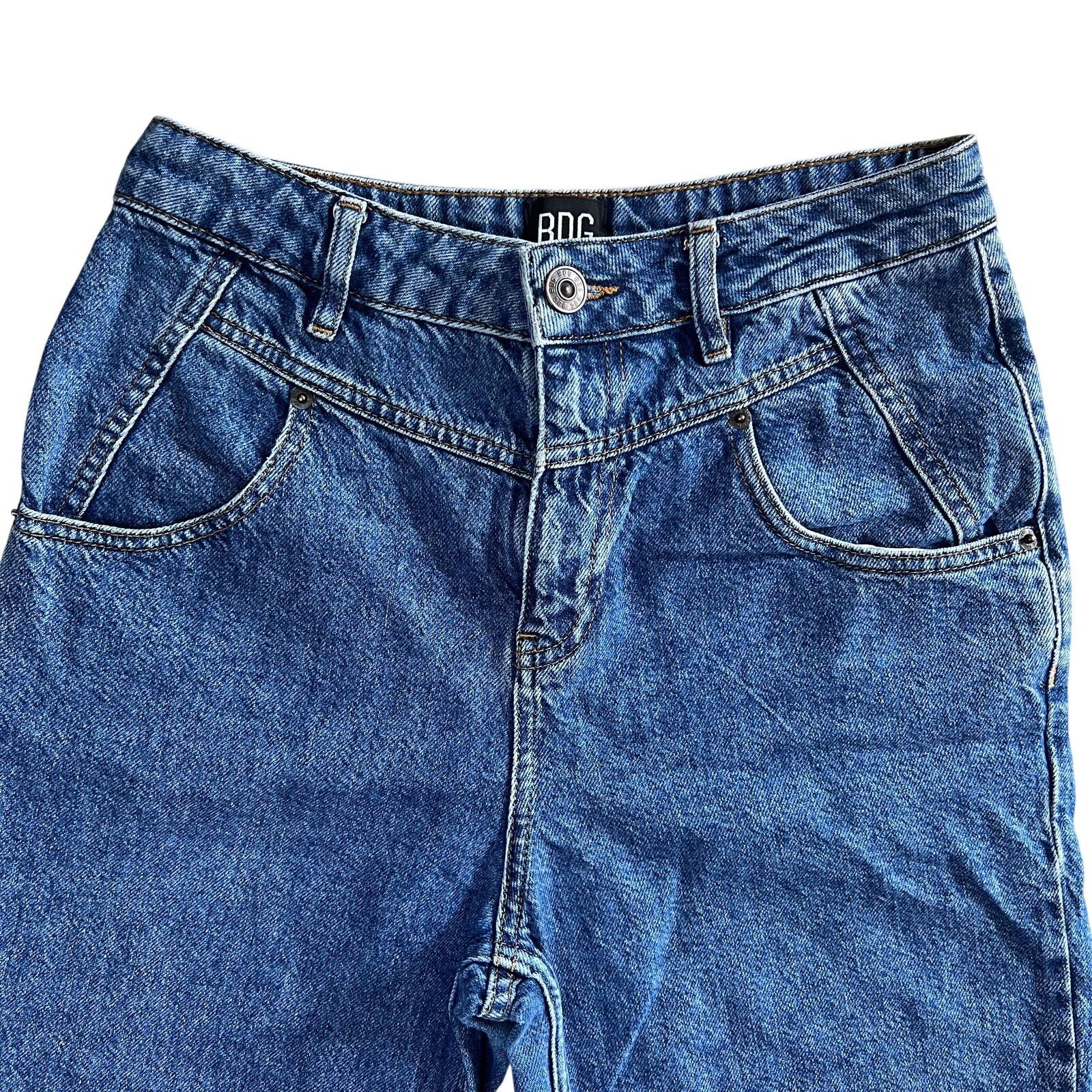 Bdg BDG High Rise Mom Jeans Blue Denim W29 L32 Tapered Leg Size 29" - 2 Thumbnail