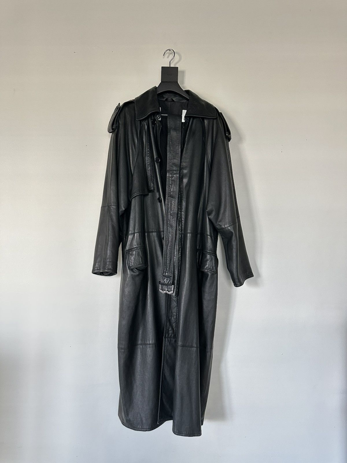 Versace Gianni Versace 80s Black Leather Trench Coat Size US XL / EU 56 / 4 - 2 Thumbnail