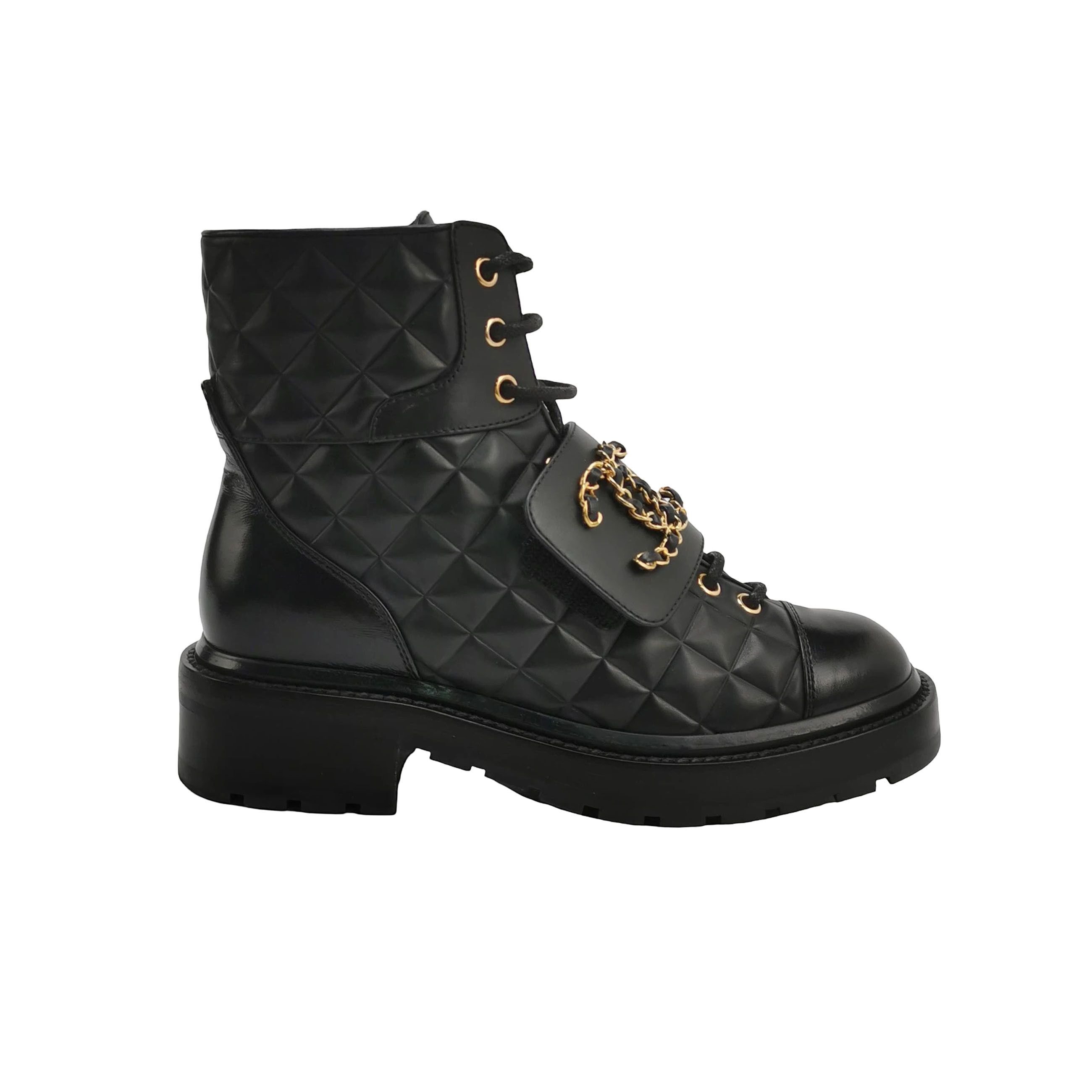 Chanel Chanel Women 5-5 Boots Size US 5.5 / IT 35.5 - 1 Thumbnail