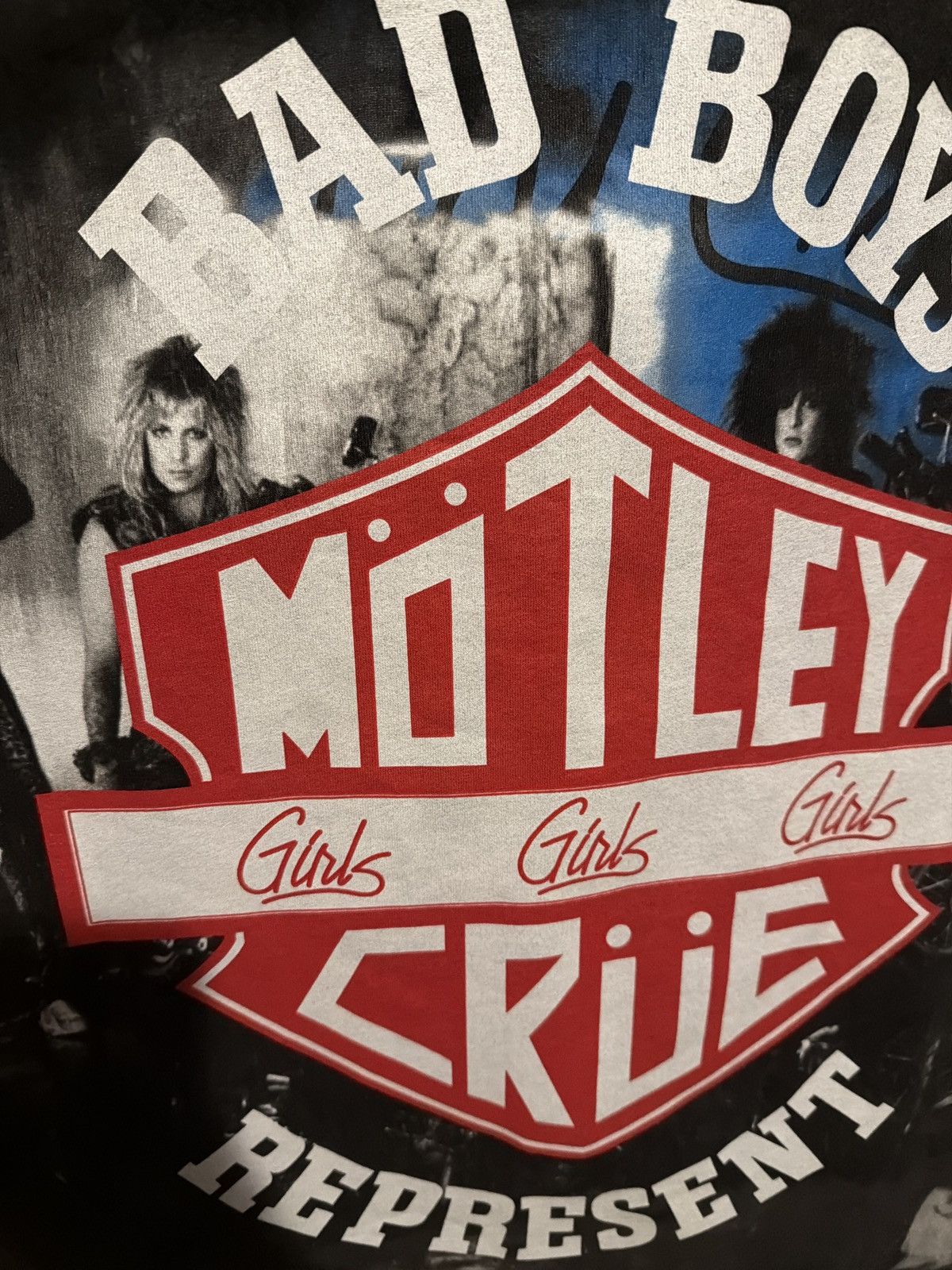 Other Motley Crue Tee Size US XL / EU 56 / 4 - 4 Thumbnail