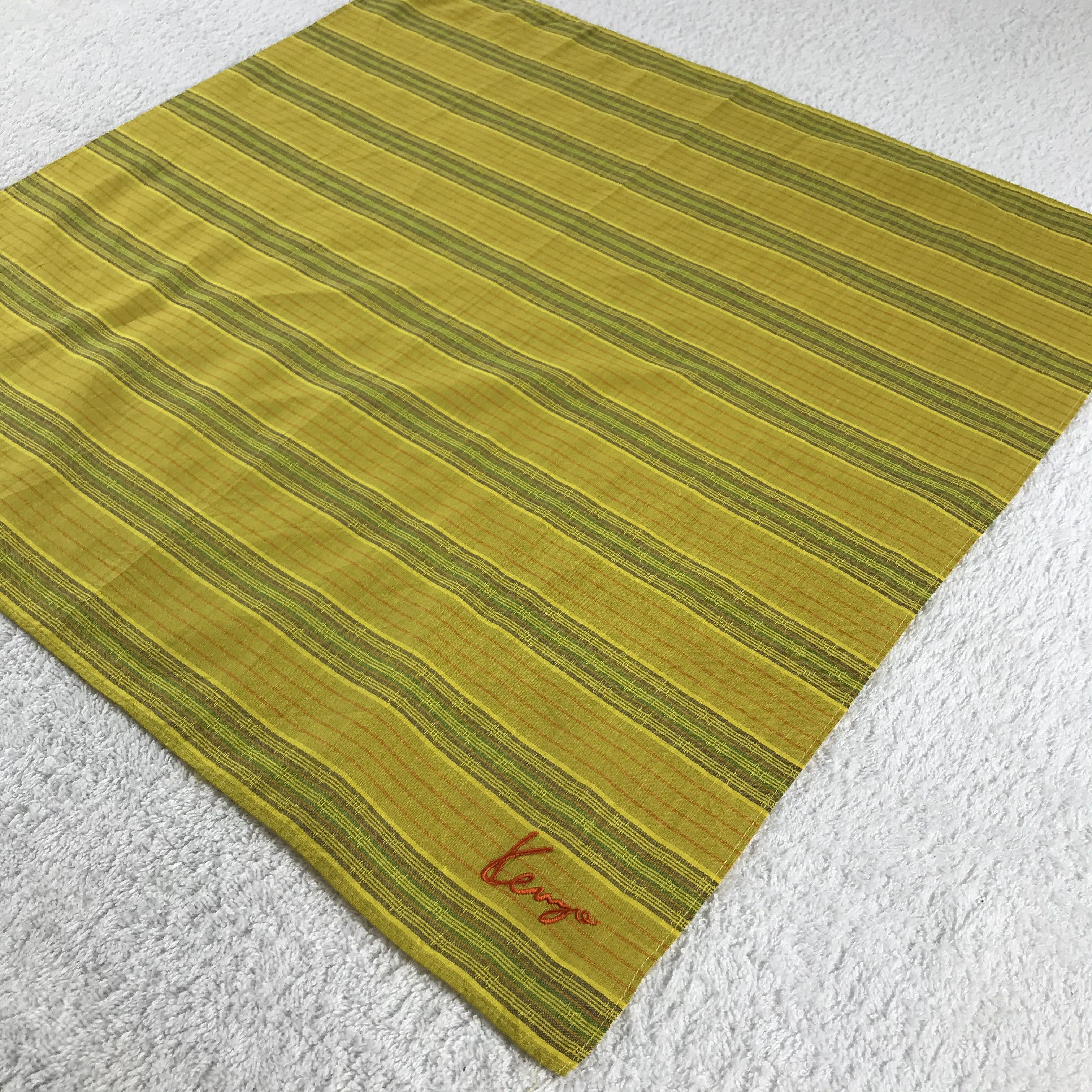 Kenzo × Vintage Kenzo Bandana / Handkerchief / Neckerchief - S200 Size ONE SIZE - 2 Thumbnail