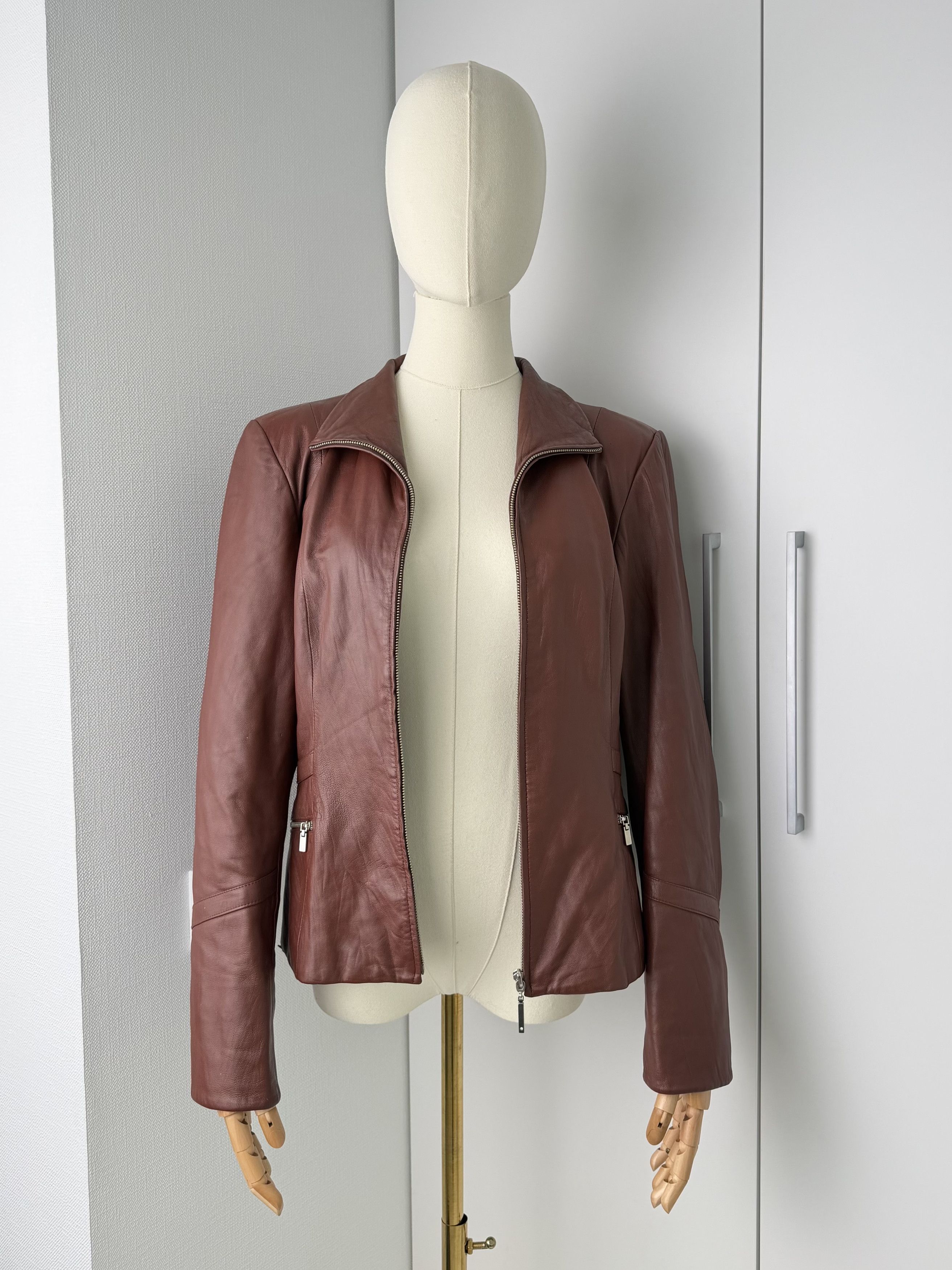Japanese Brand Vintage Women's Brown Leather Jacket Zip Up Fitted Classic Size M / US 6-8 / IT 42-44 - 3 Thumbnail