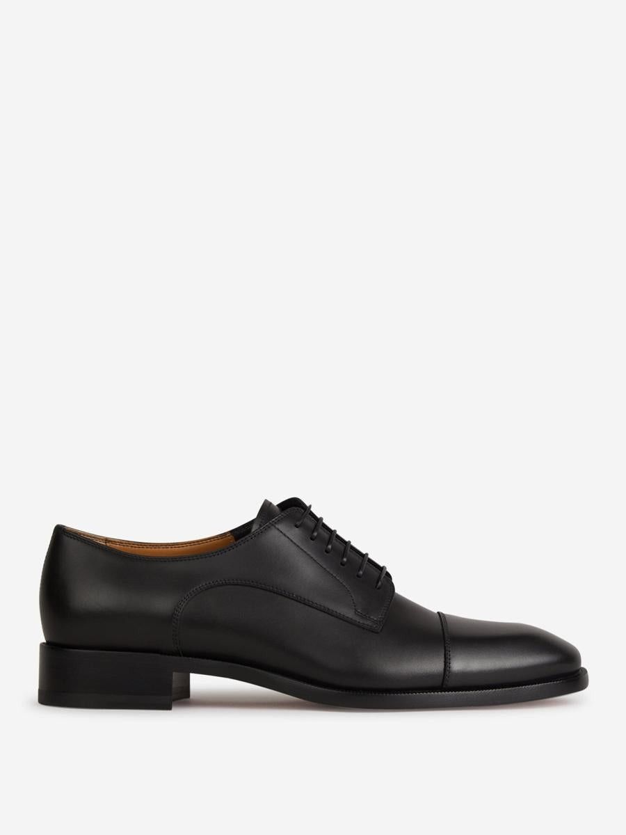 oc11z0625 Shoes in Black