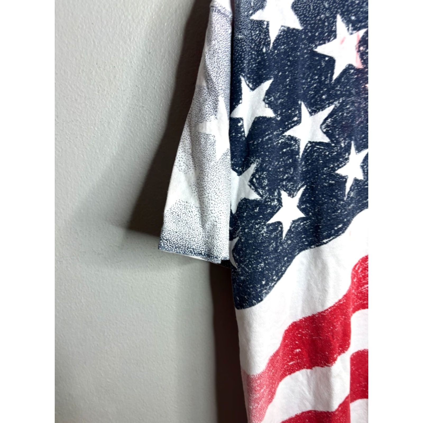 Delta Delta American Flag All Over Print Vintage T Shirt L White Cotton 90s Mens AOP 6055 Size US L / EU 52-54 / 3 - 2 Thumbnail