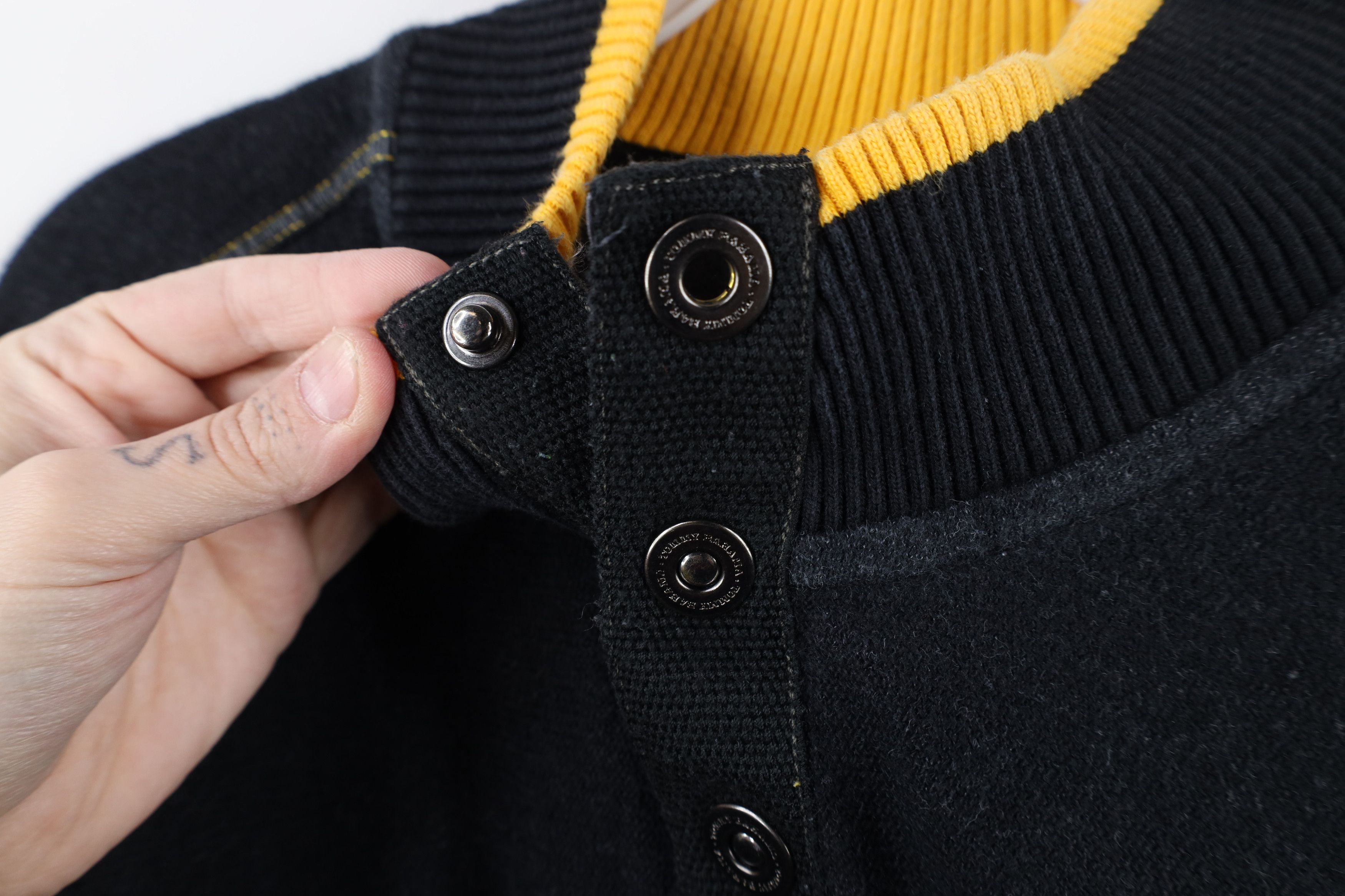 Tommy Bahama × Vintage Tommy Bahama x NFL Bay Packers Football Knit Henley Sweater Size US L / EU 52-54 / 3 - 7 Thumbnail