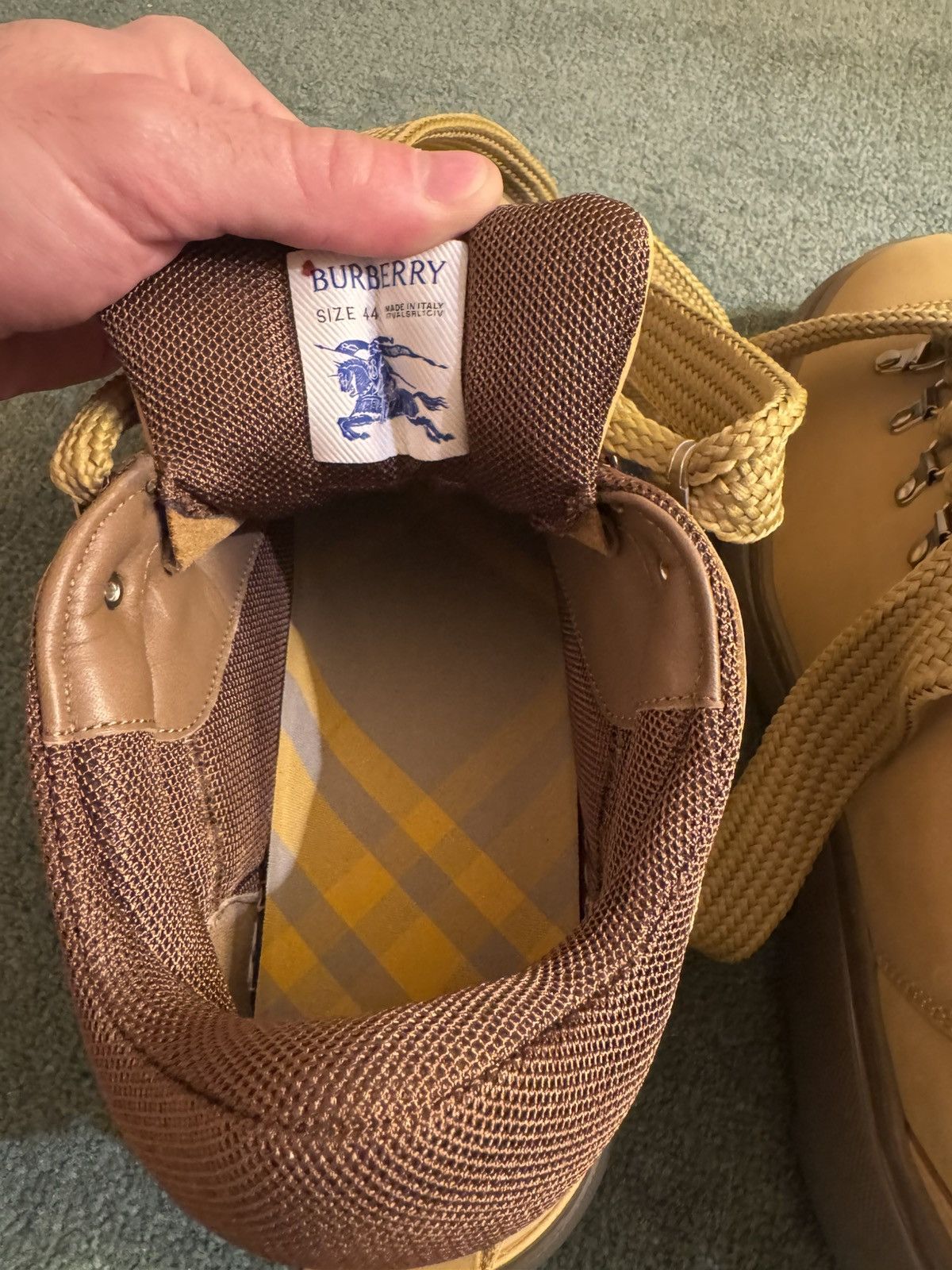 Burberry Suede Boots with Barbed Wire Size US 11 / EU 44 - 14 Thumbnail