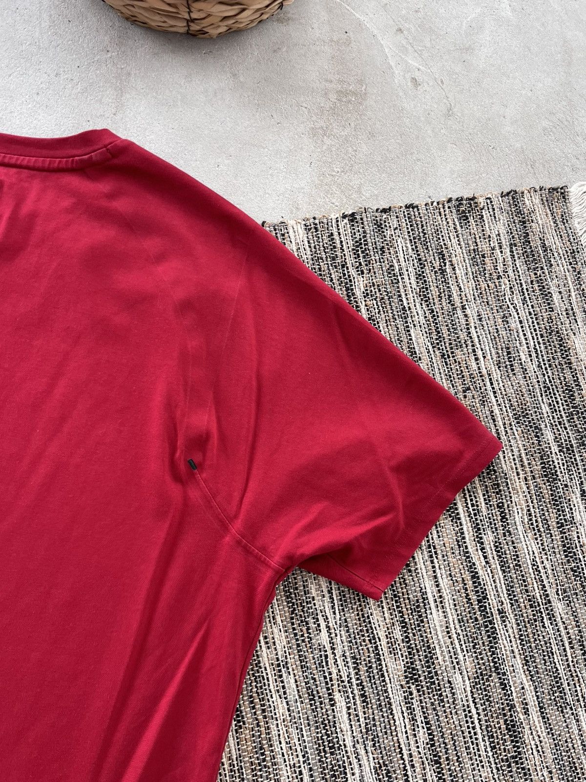 Nike Vintage Nike Tech Fleece Red TShirt Minimalistic blank tee Size US XL / EU 56 / 4 - 10 Thumbnail