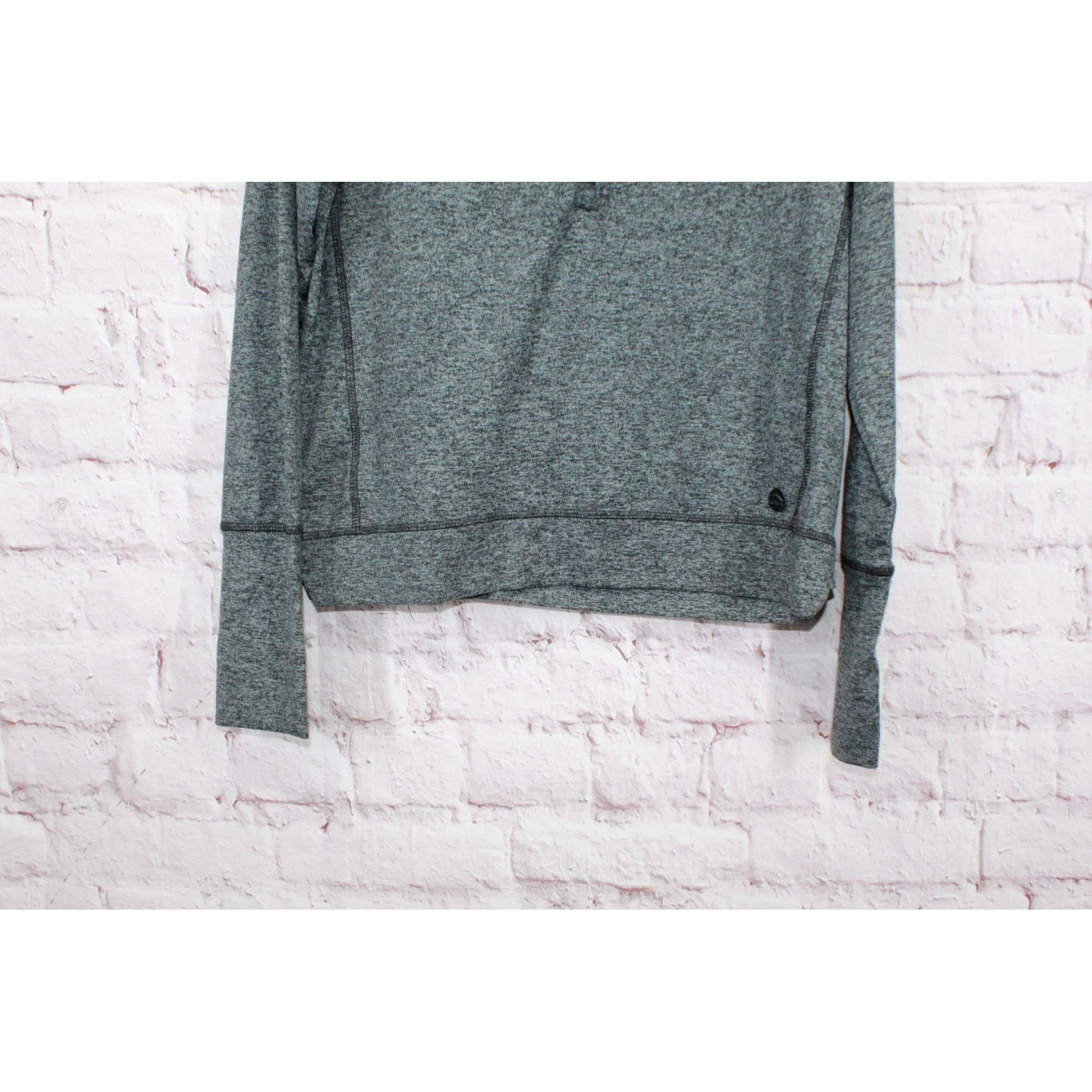 L.L. Bean LL Bean VentureSoft Pullover Quarter Zip Yoga Workout Size S / US 4 / IT 40 - 2 Thumbnail