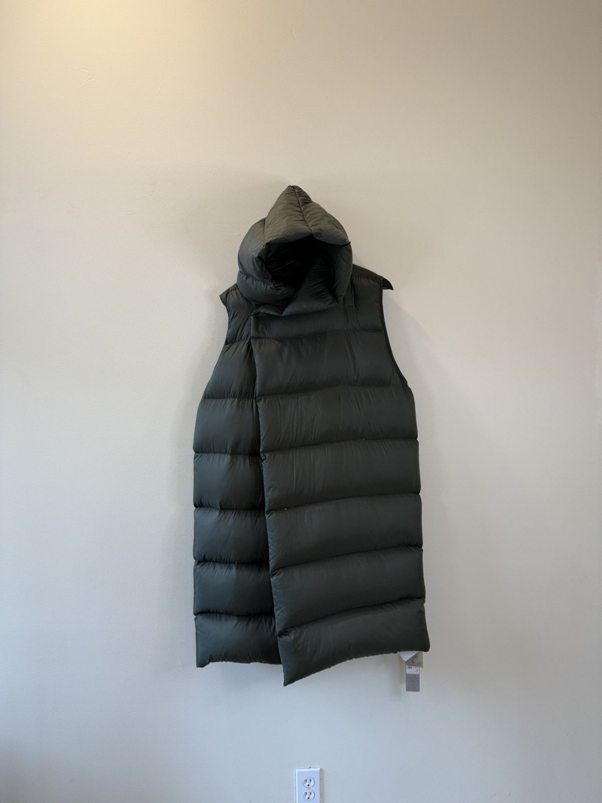 Rick Owens SLEEVELESS DOWN PARKA // GLITTER Size US M / EU 48-50 / 2 - 5 Thumbnail