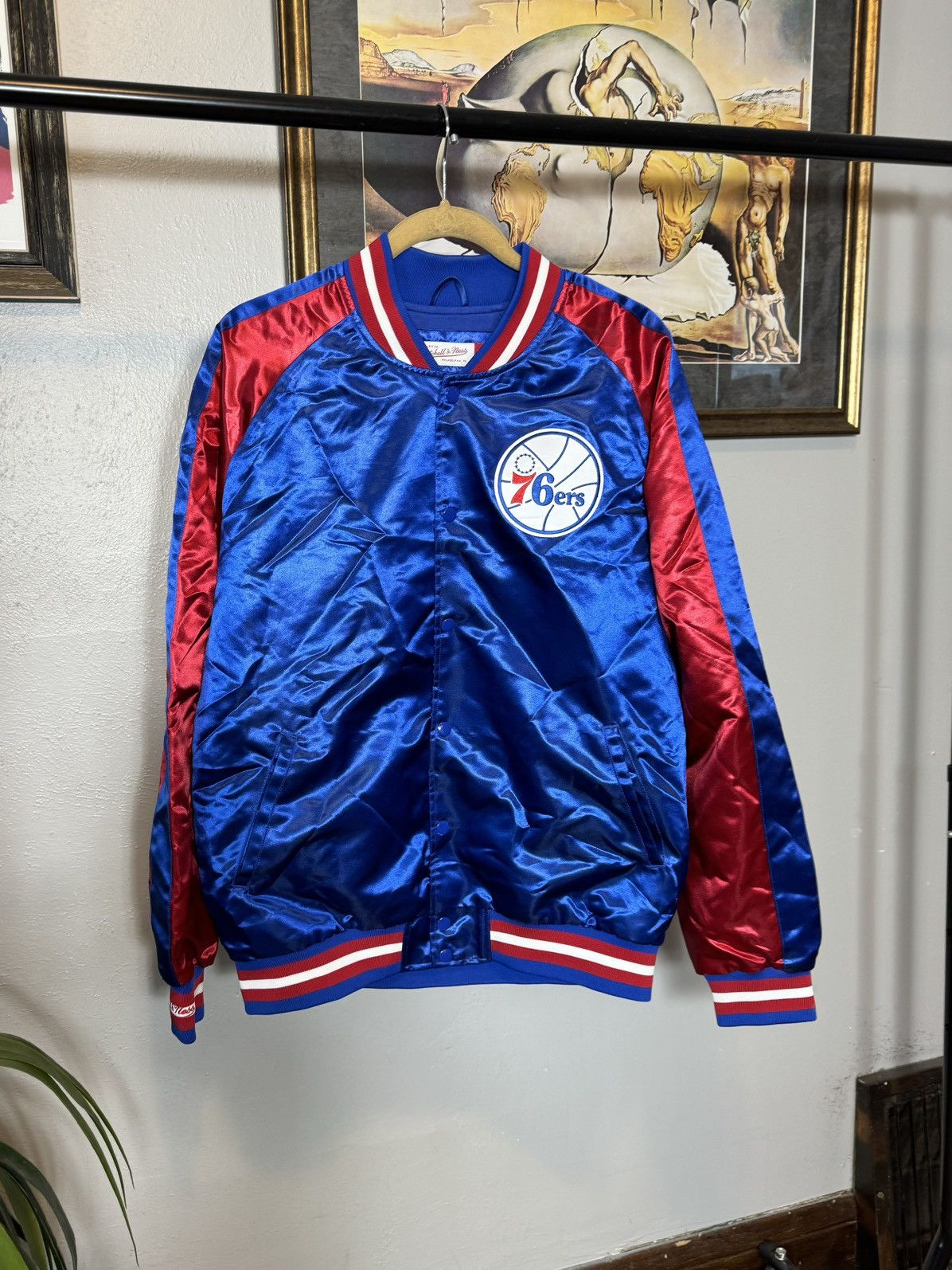 Mitchell & Ness NBA Philadelphia 76ers Satin Bomber Jacket