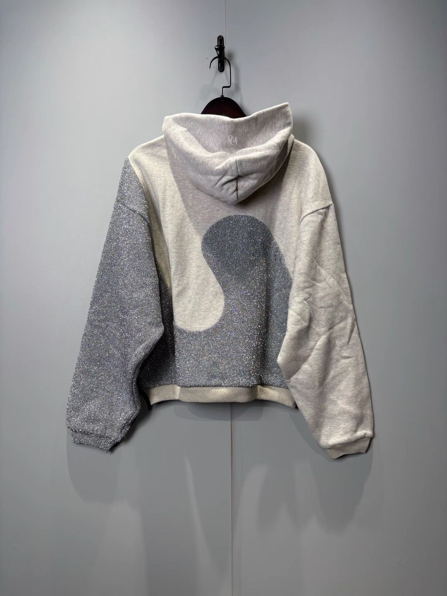 Dior Dior Runway Grey Glitter Yin-Yang Hooded Sweatshirt K36 Size US S / EU 44-46 / 1 - 2 Thumbnail