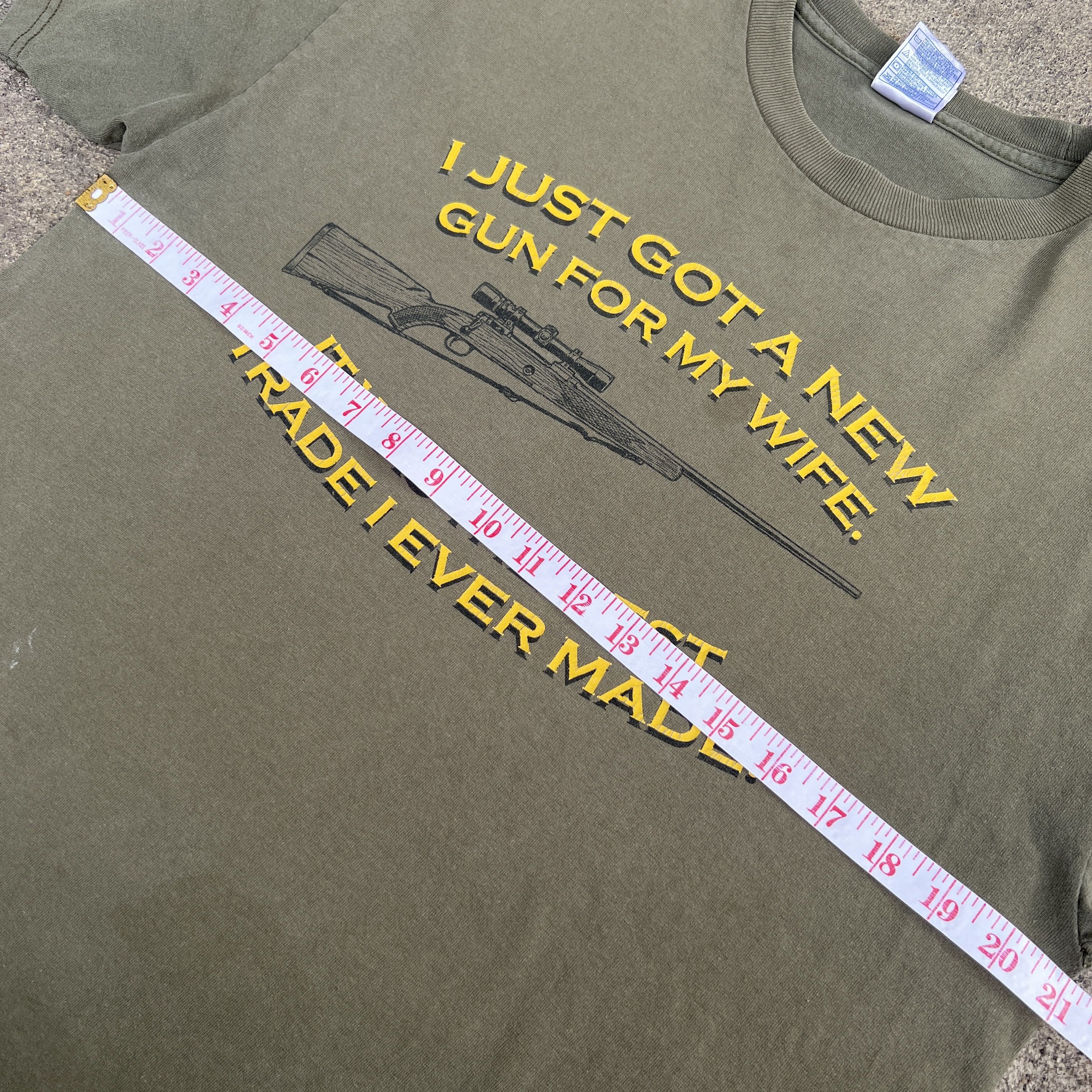 Vintage Vintage Y2K i just got a new gun for my wife Tee Gun Size US L / EU 52-54 / 3 - 10 Thumbnail