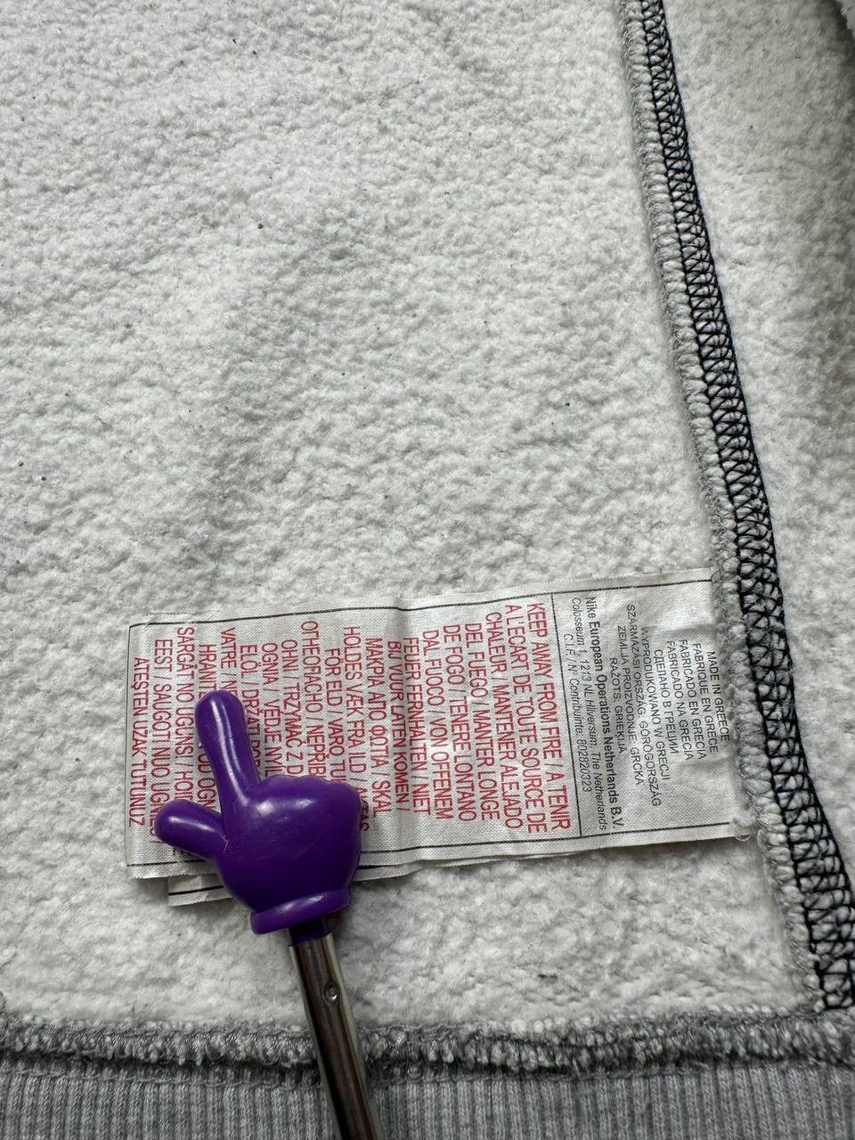 Nike Vintage Nike Air Max Zip-Up Hoodie, Size L – Classic vintage Size US L / EU 52-54 / 3 - 7 Thumbnail