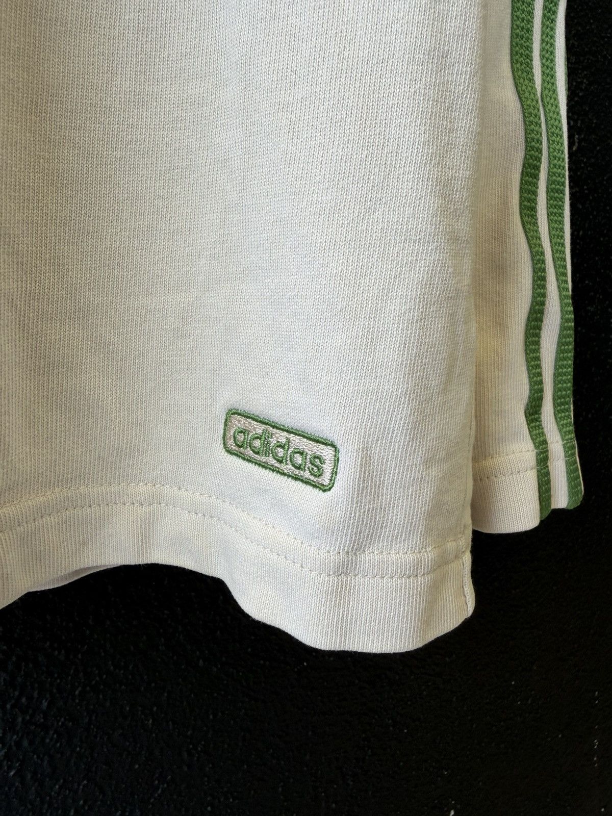 Adidas Vintage 90s/Y2K Adidas Off-White Green Spellout Three Stripe Size US L / EU 52-54 / 3 - 5 Thumbnail