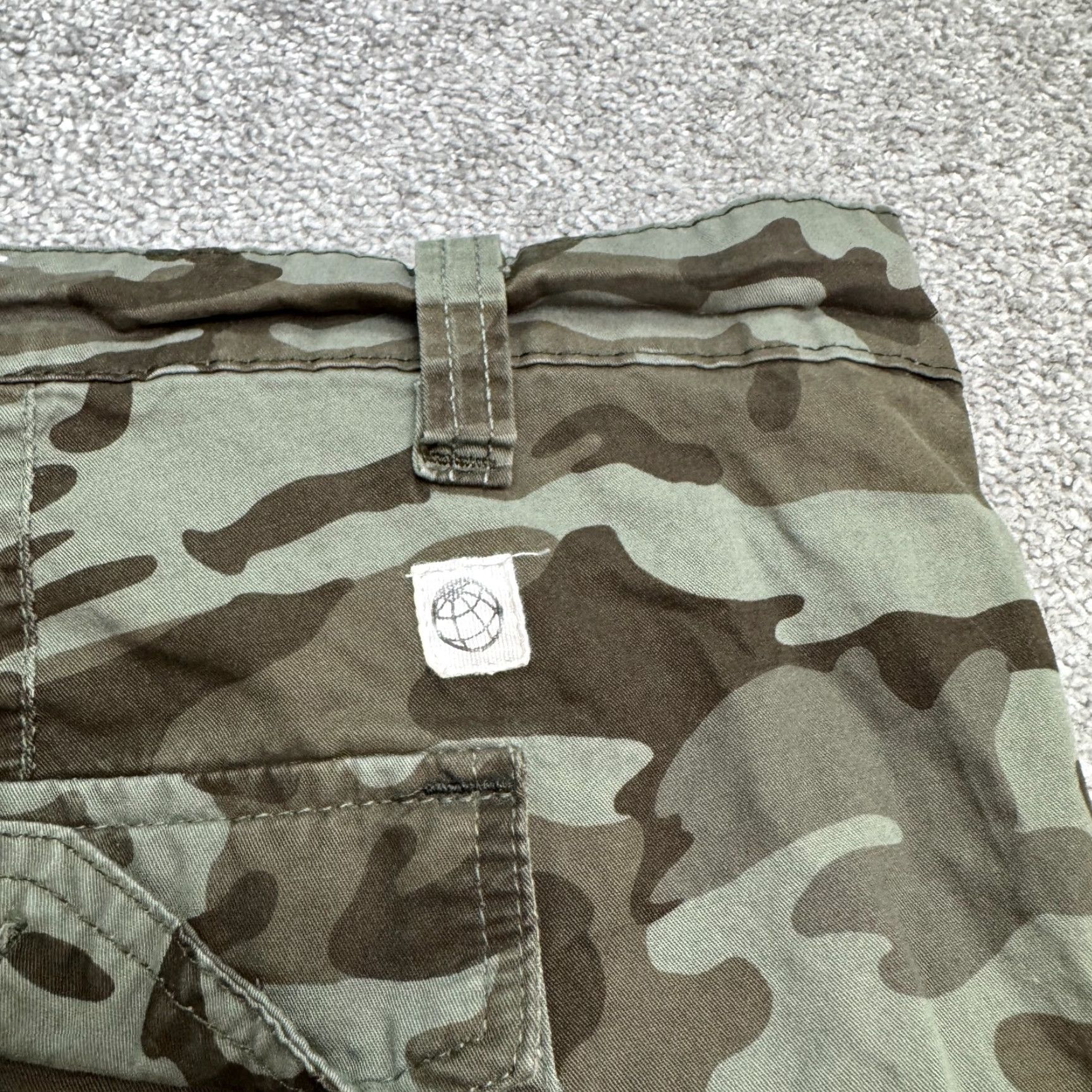 Vintage Free Planet Cargo Shorts Mens 46 Green Camouflage Cotton Outdoor Casual Size US 30 / EU 46 - 4 Thumbnail