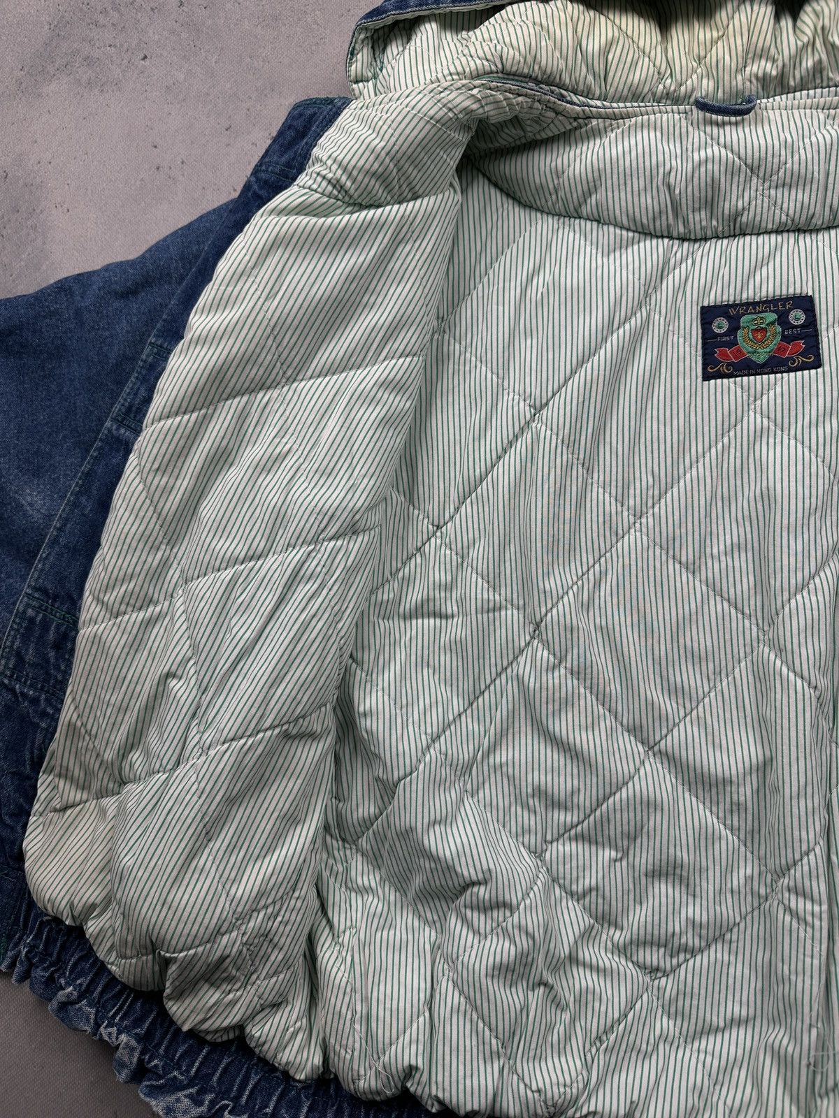Wrangler Vintage Wrangler Denim Hooded Jacket Quilted Lined Workwear Size US XL / EU 56 / 4 - 20 Thumbnail