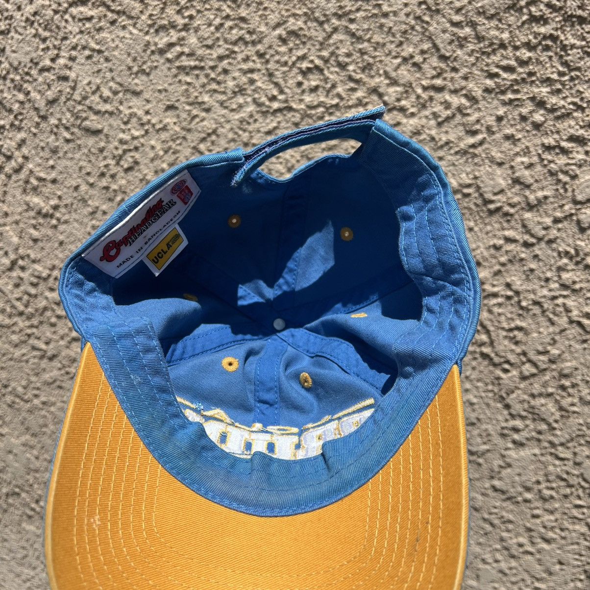 NCAA × Vintage vintage captivating ucla bruins blue yellow velcro hat Size ONE SIZE - 3 Thumbnail